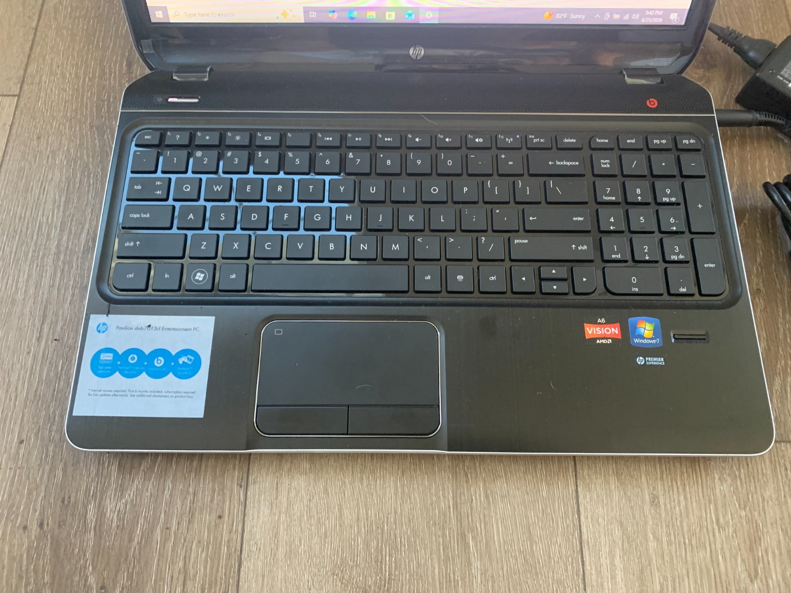 HP Pavilion dv6 15.6″ AMD A6-4400M APU Radeon 2.70GHz 4GB RAM 320GB HDD Win 10