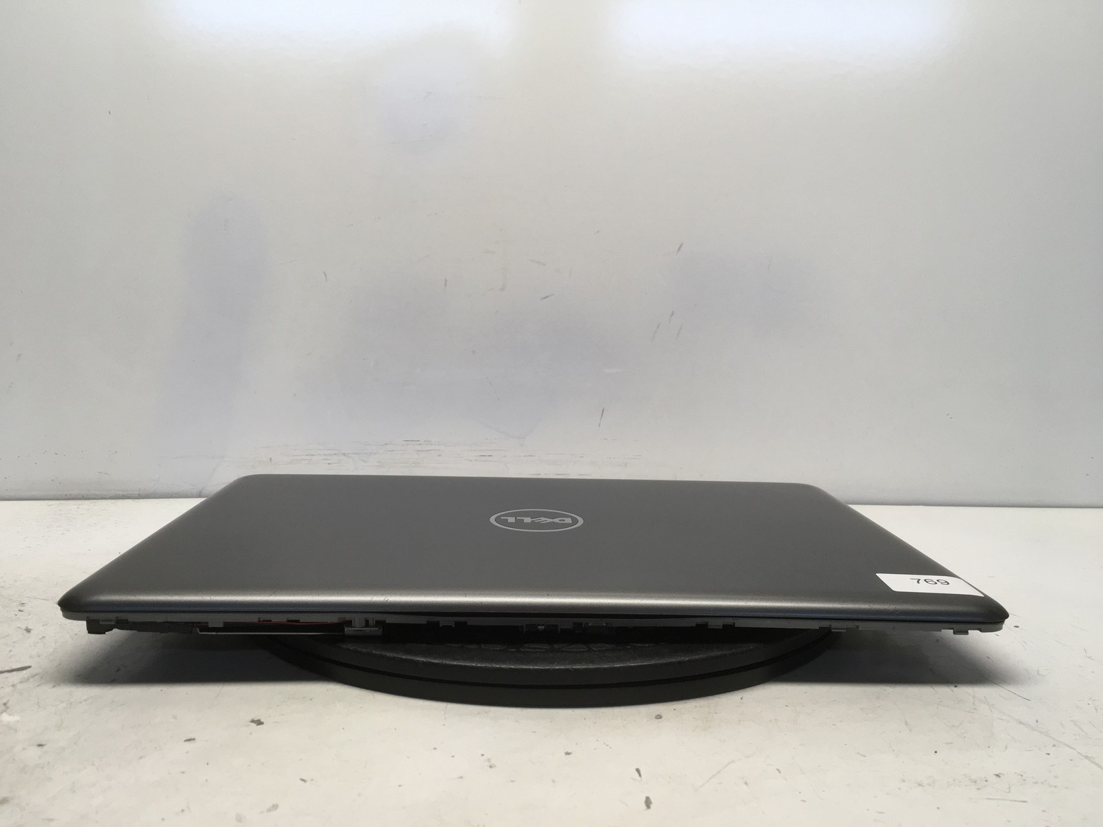 Dell Inspiron 5567 Intel i7-7500U 2.7GHz 16 GB NO HDD No Batt READ