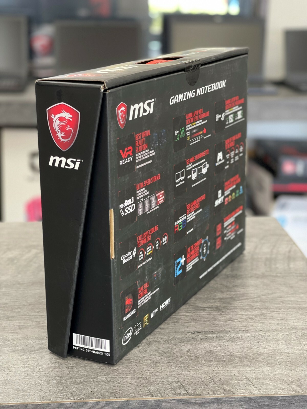 MSI Modern 14 A10RAS-883 Core i7-10510U, 512GB nVME, 8GB RAM, Gaming, Super Slim