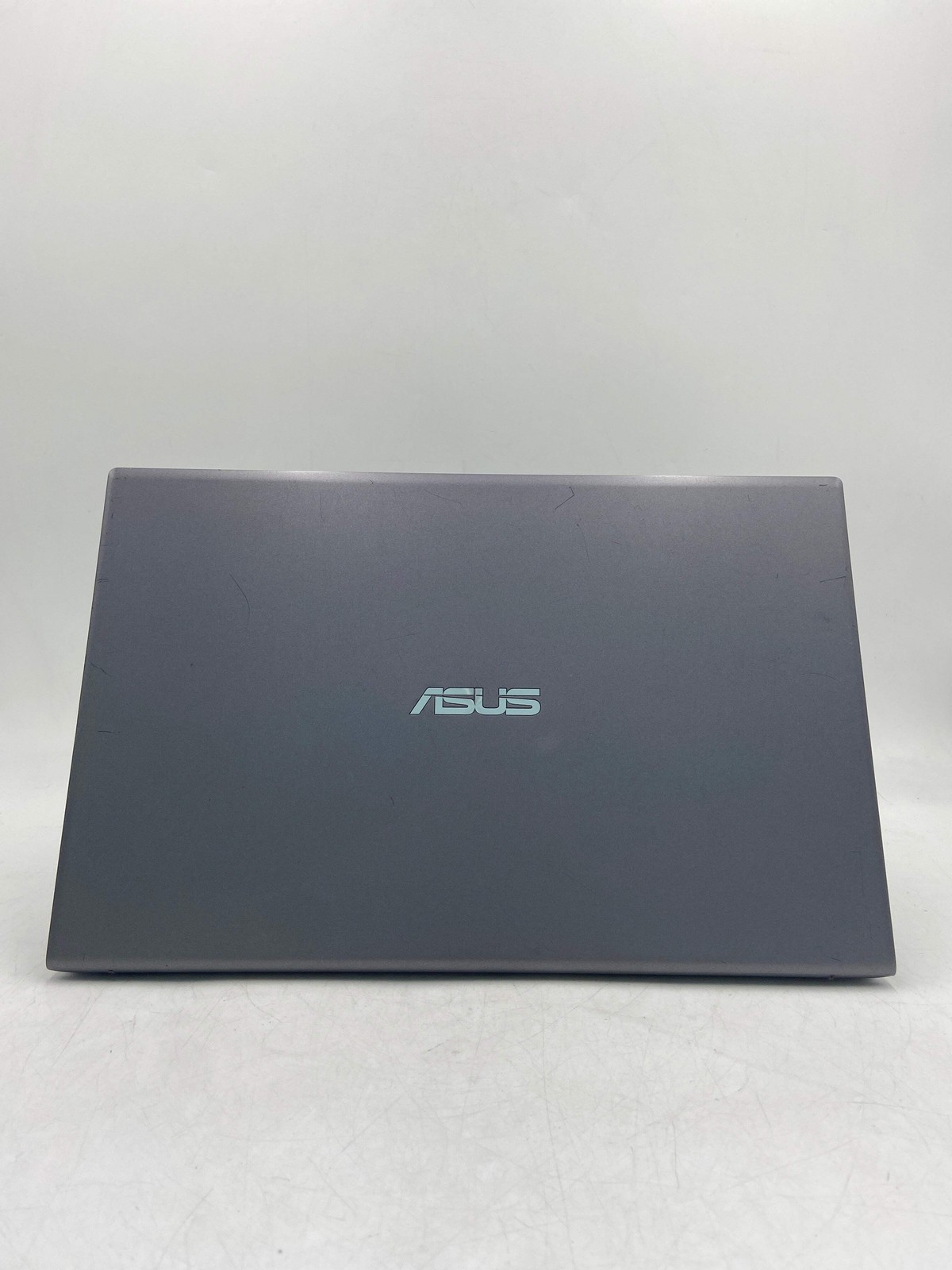 Asus Vivobook 15 F512D 15.6″ Ryzen 3 3200U 2.6GHz 8GB RAM 128GB SSD AMD RADEON
