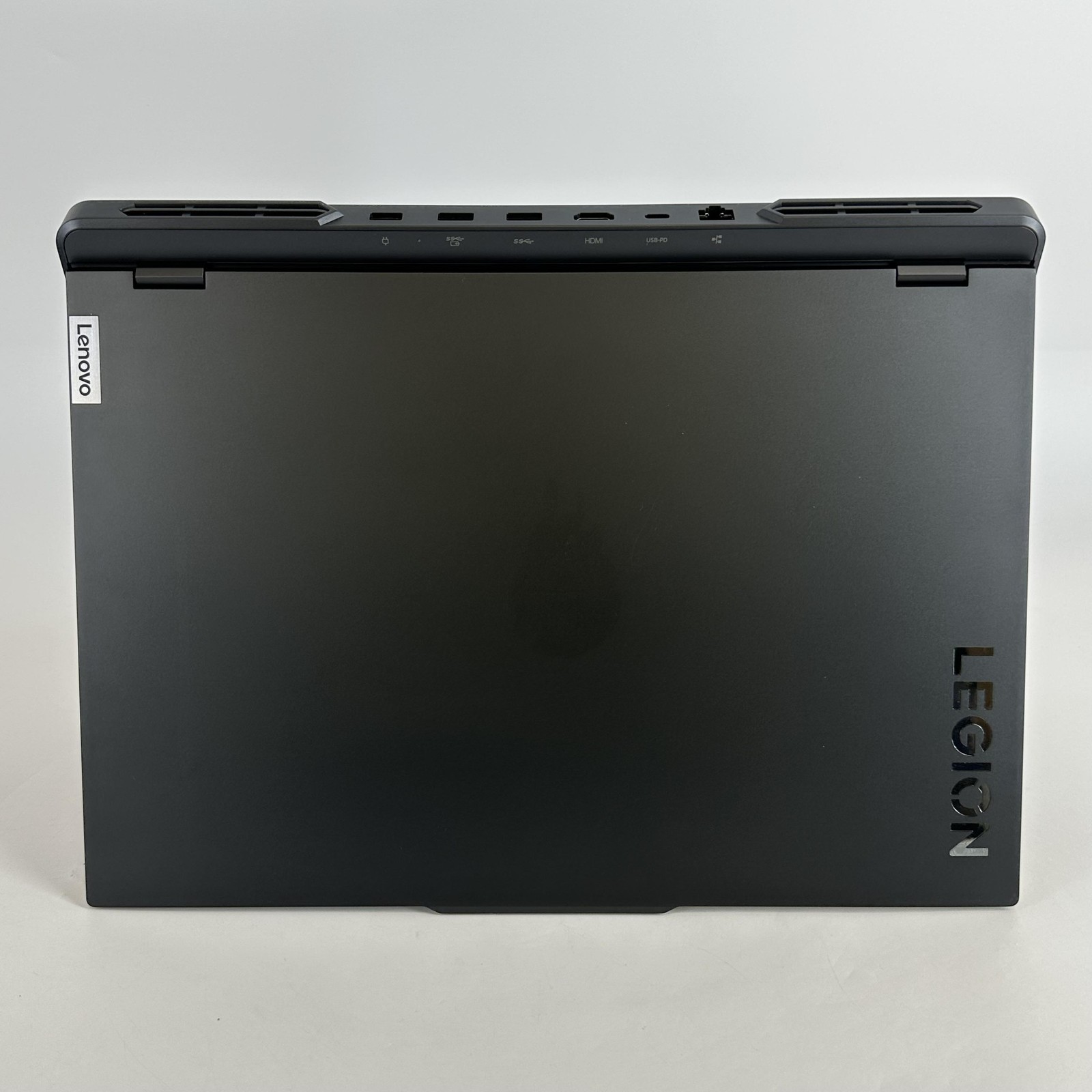 Lenovo Legion Pro 5i Gen 8 16 240Hz QHD+ 2.1GHz i7-13700HX 16GB 1TB SSD RTX 4070
