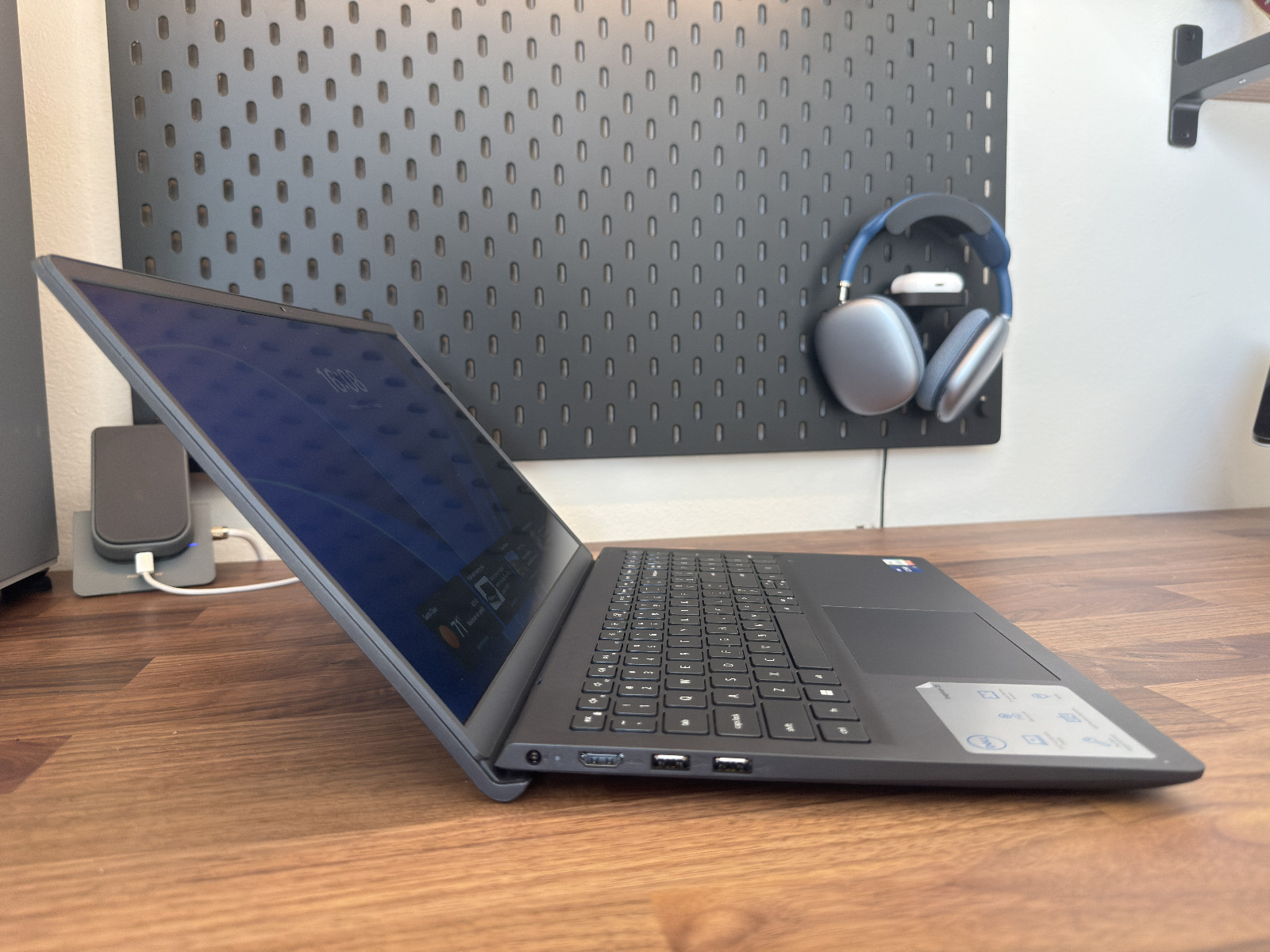 Dell Inspiron 15 3520 15.6” (1TB SSD Intel Core i7-1255U 4.7GHz 16GB RAM)…