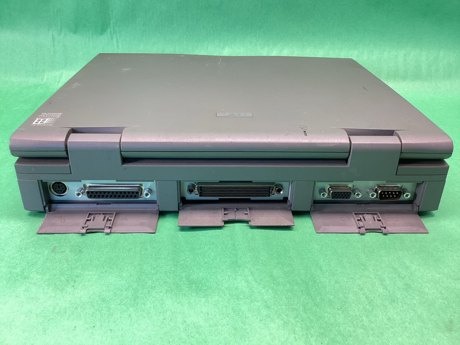 NEC Versa 6230 Vintage Windows 95 Laptop – NO HARD DRIVE – UNTESTED