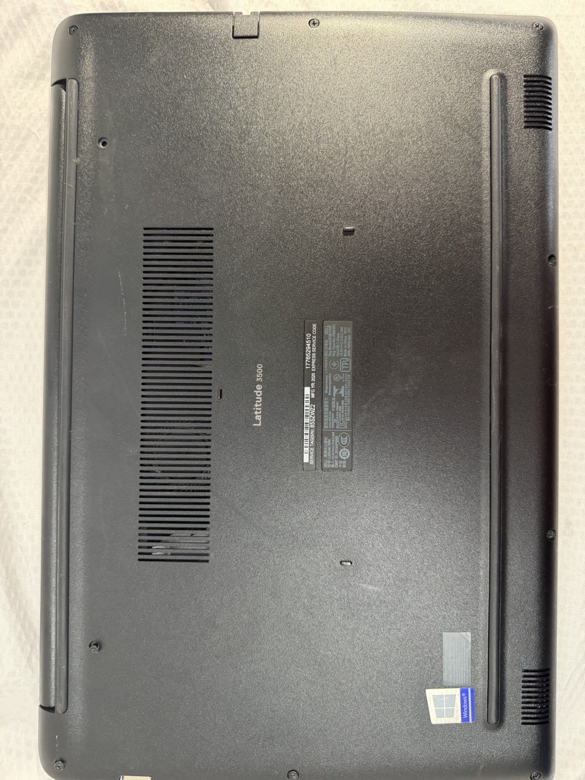 Dell Latitude 3500 15.6” FHD i5-8265U 8GB RAM Win11 Pro License | No SSD/Charger