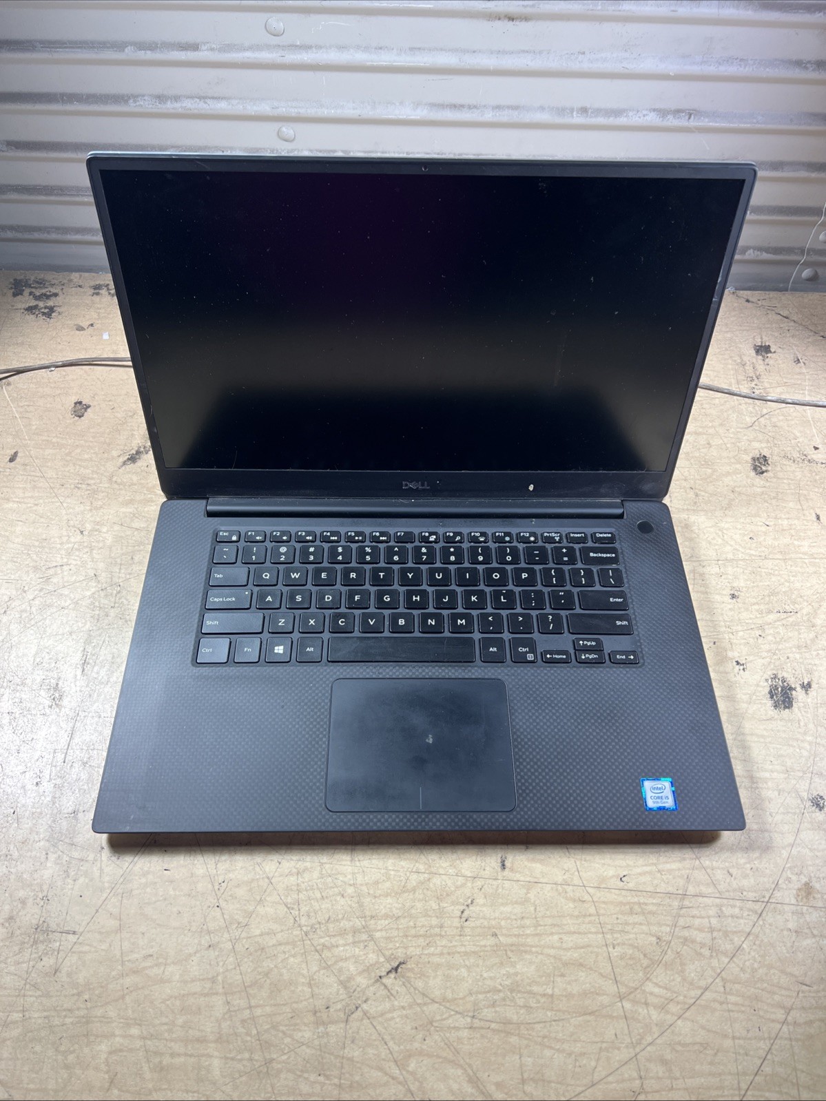 DELL XPS P56F INTEL CORE I5 9TH GEN 8GB RAM **POWER ON NO IMAGE **NO HD/ NO CADD