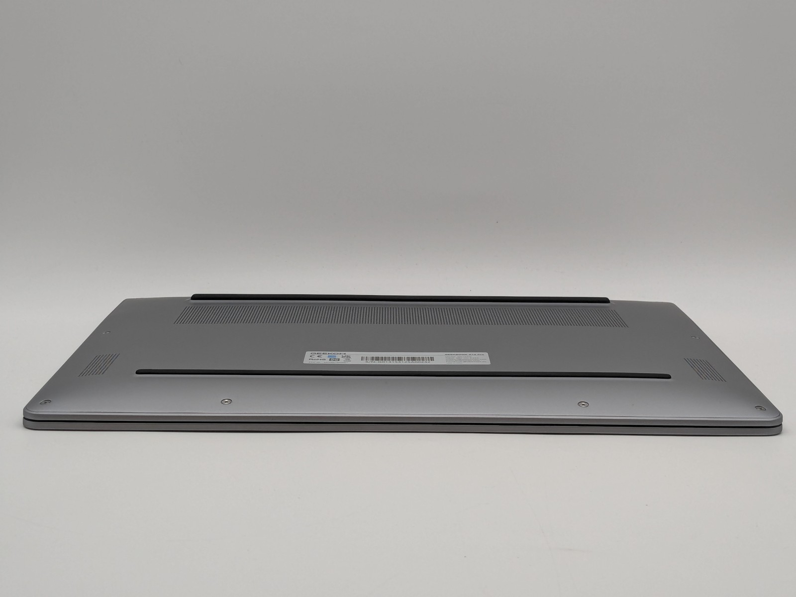 GEEKOM GeekBook X16 Pro 16″ Laptop Ultra 9 185H 32GB RAM 2TB SSD Win 11