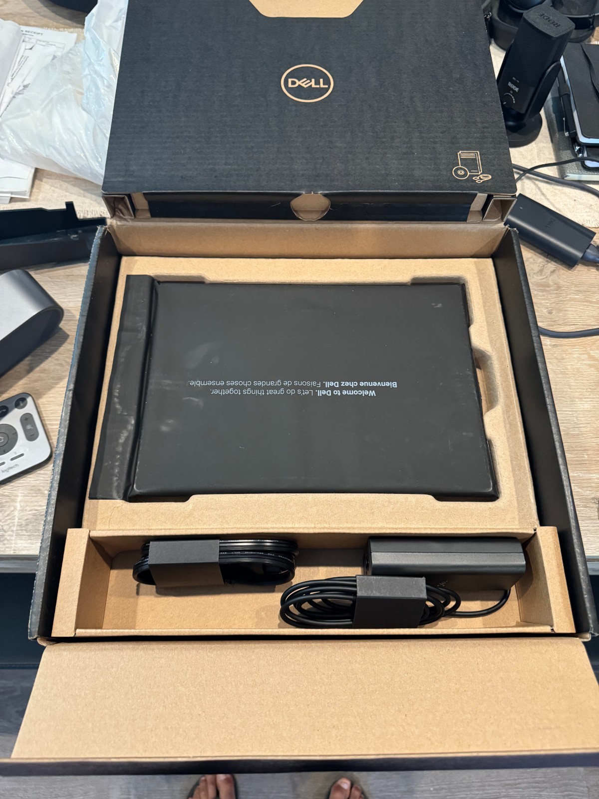 Dell Latitude 7350 Detachable, Core Ultra 7 164U, 32GB RAM, 512GB SSD, WIN 11 PR