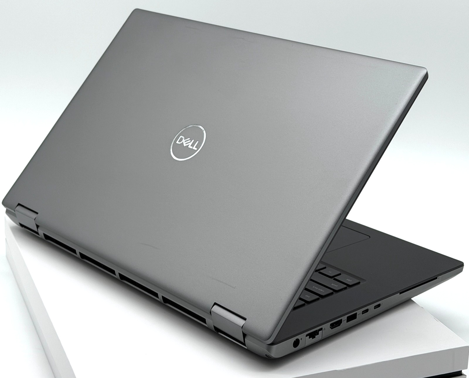 Dell Precision 7780 17.3″ i9-13950HX 64GB RAM 2TB SSD NVIDIA RTX 3500 Ada WRNTY