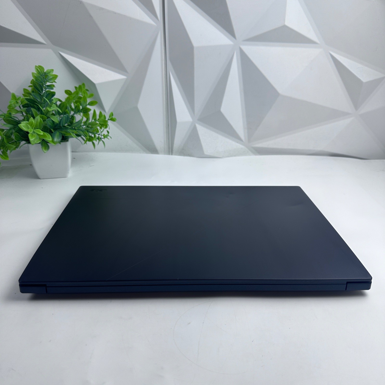 Acer Swift Go 16 AI 16″ Ryzen AI 9 465, 32GB, 1TB, Radeon 880M -DEFECTIVE SCREEN