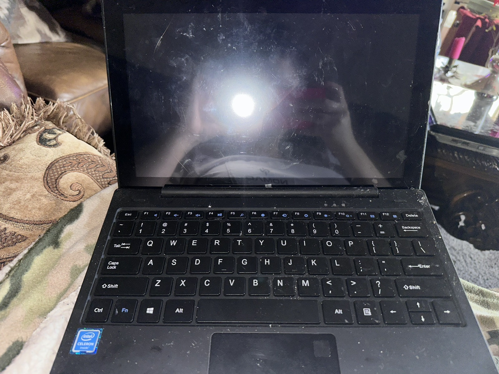 EVOO EV-C-116-1-BK Laptop 11.6″ HD Intel N3350 1.10GHz 32GB FOR PARTS