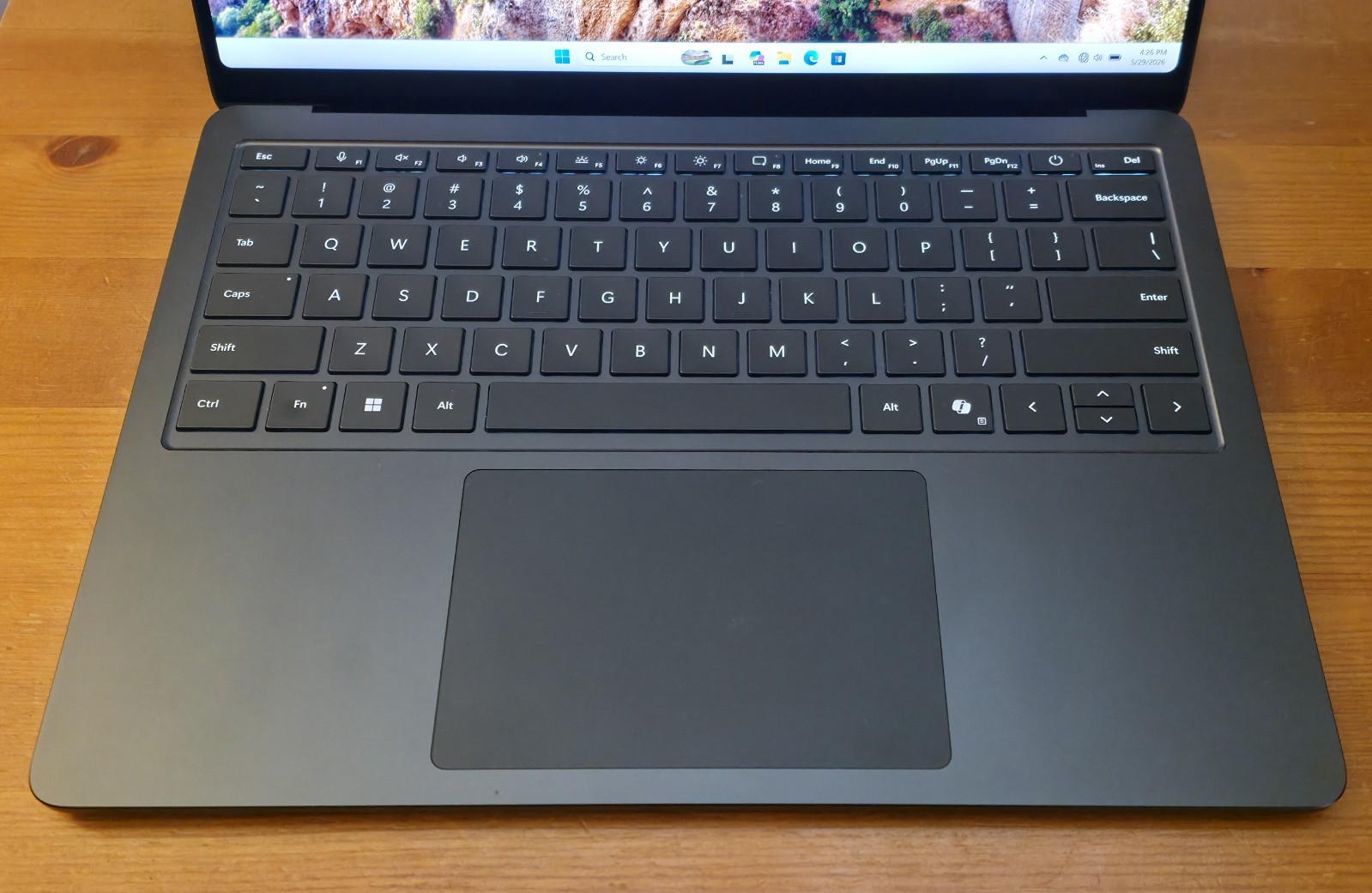 Microsoft Surface Laptop 7th Edition, 13.8″ Ultra 5 236V, 16GB RAM, 256GB