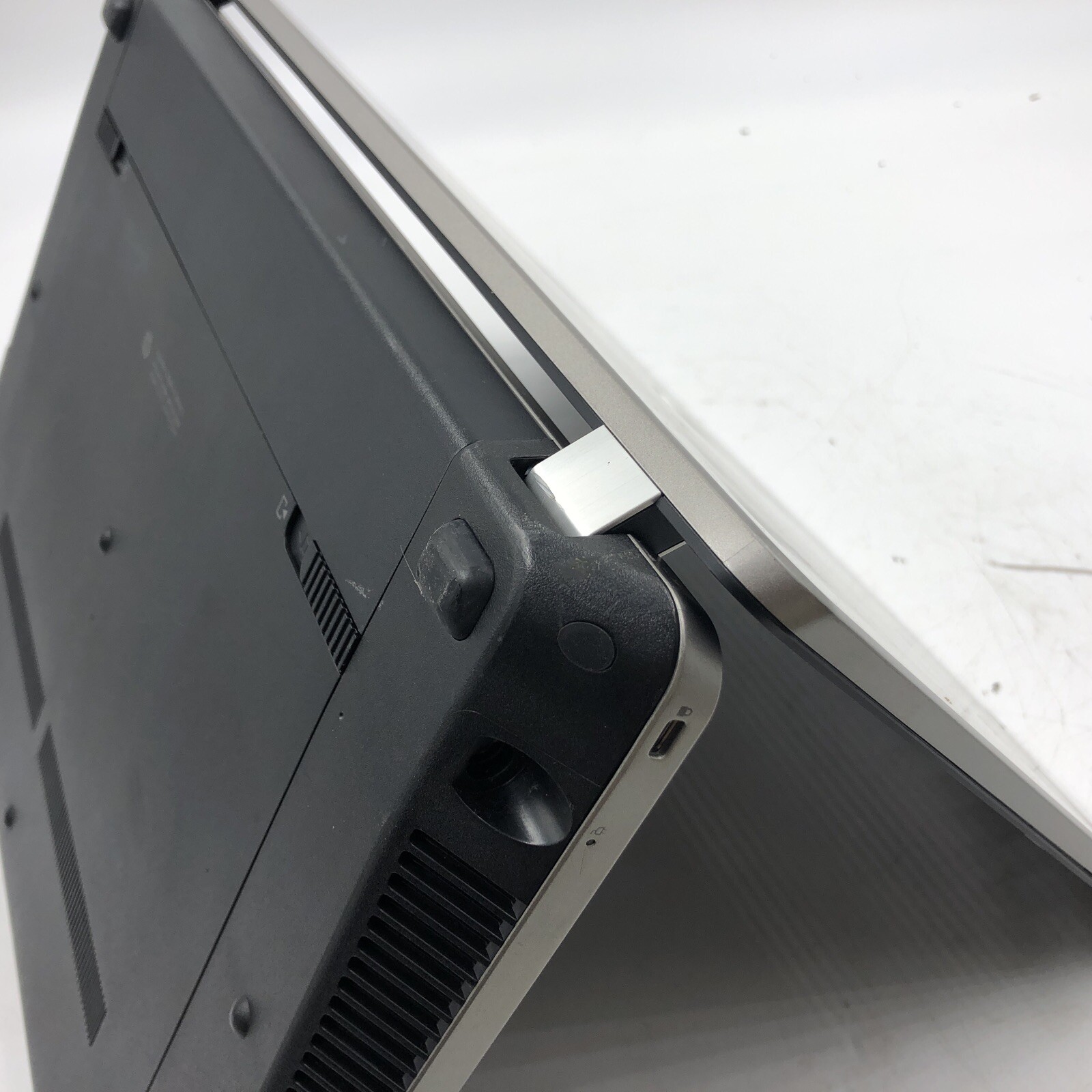 HP Probook 4530S Laptop Unknown CPU 8GB 500GB HDD NO OS Cracked Screen