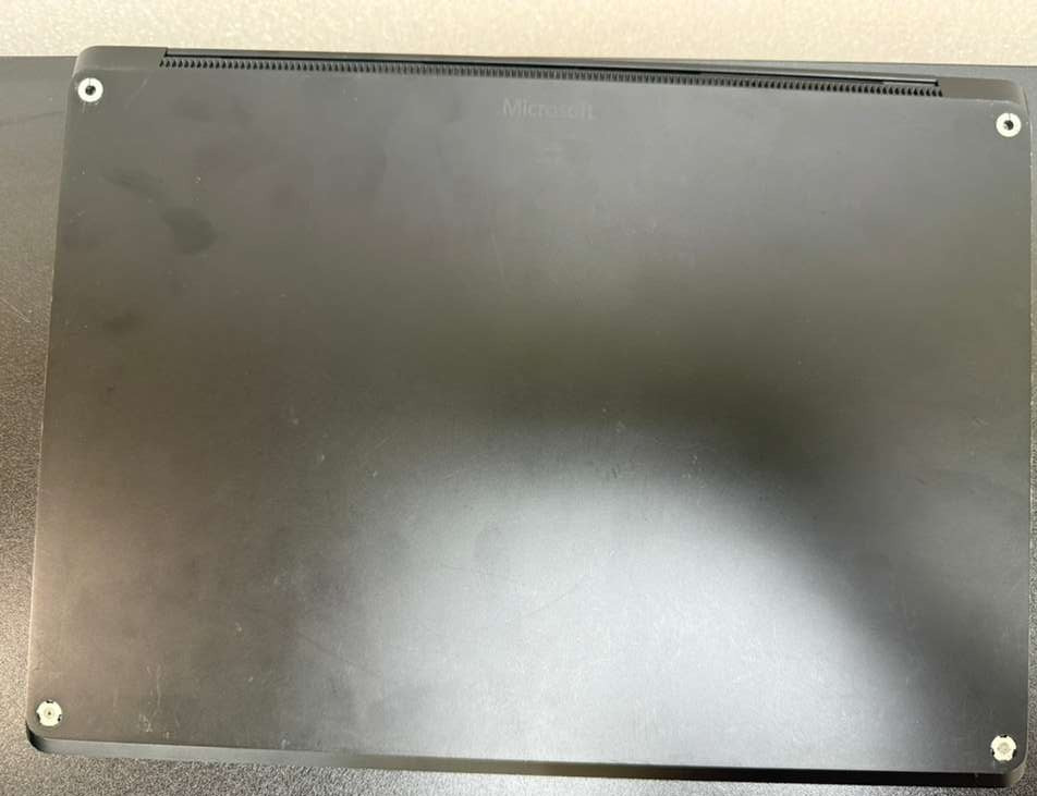Microsoft Surface Laptop 3 i5 8GB Black BROKEN LCD/No SSD