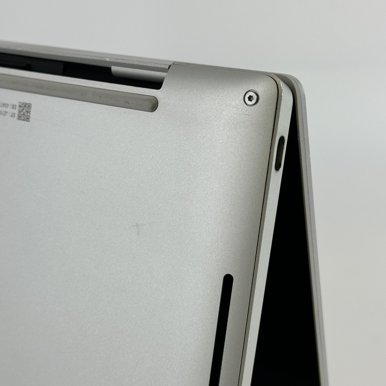 Dell XPS 13 Plus 9320 Silver UHD+ TOUCH 2.1 GHz i7-1260P 16GB 512GB SSD Good