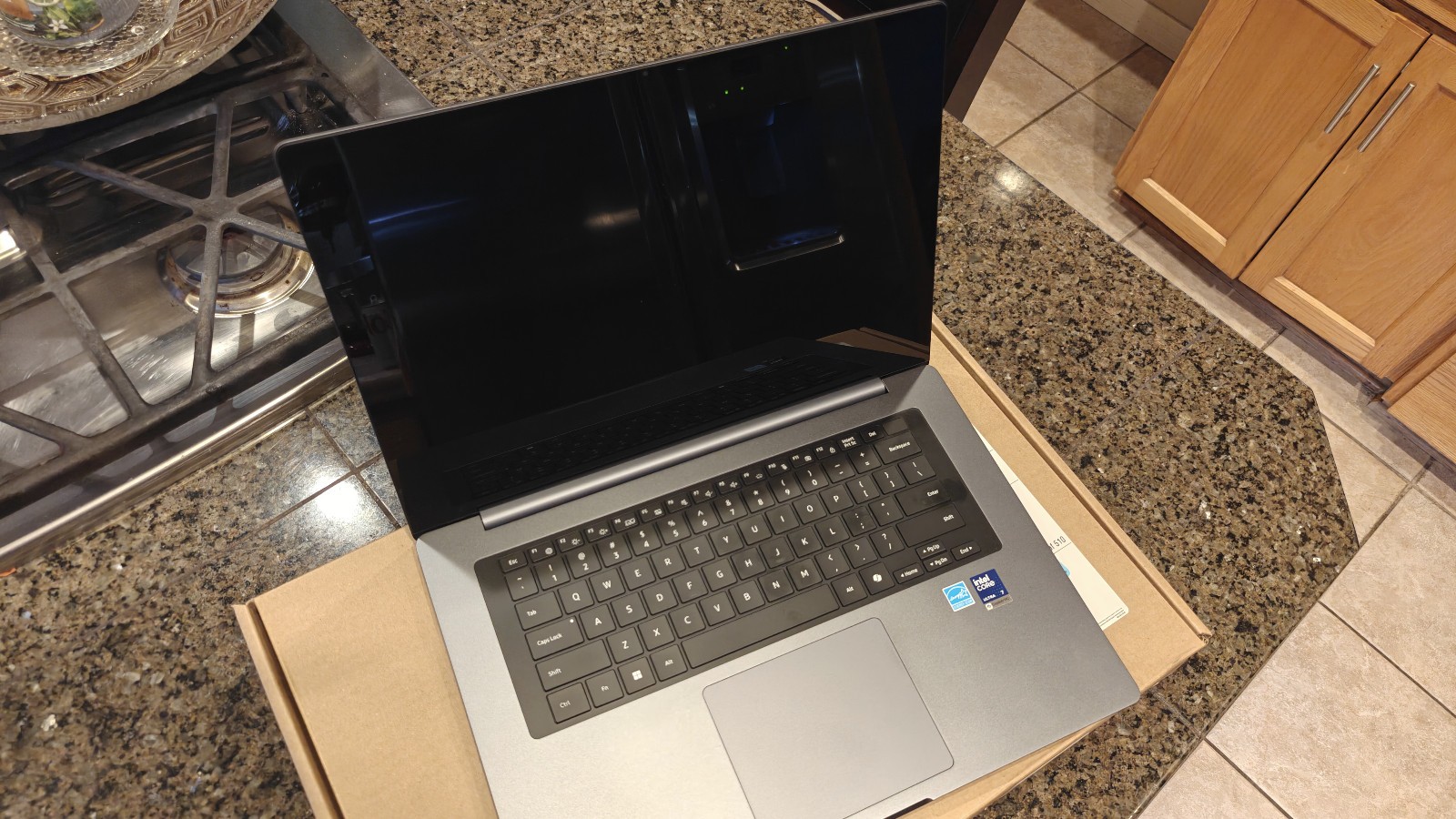Galaxy Book 6 Win 11 Home | 16 GB | 512 GB | 16.0 Touch | Intel Core Ultra 7 355