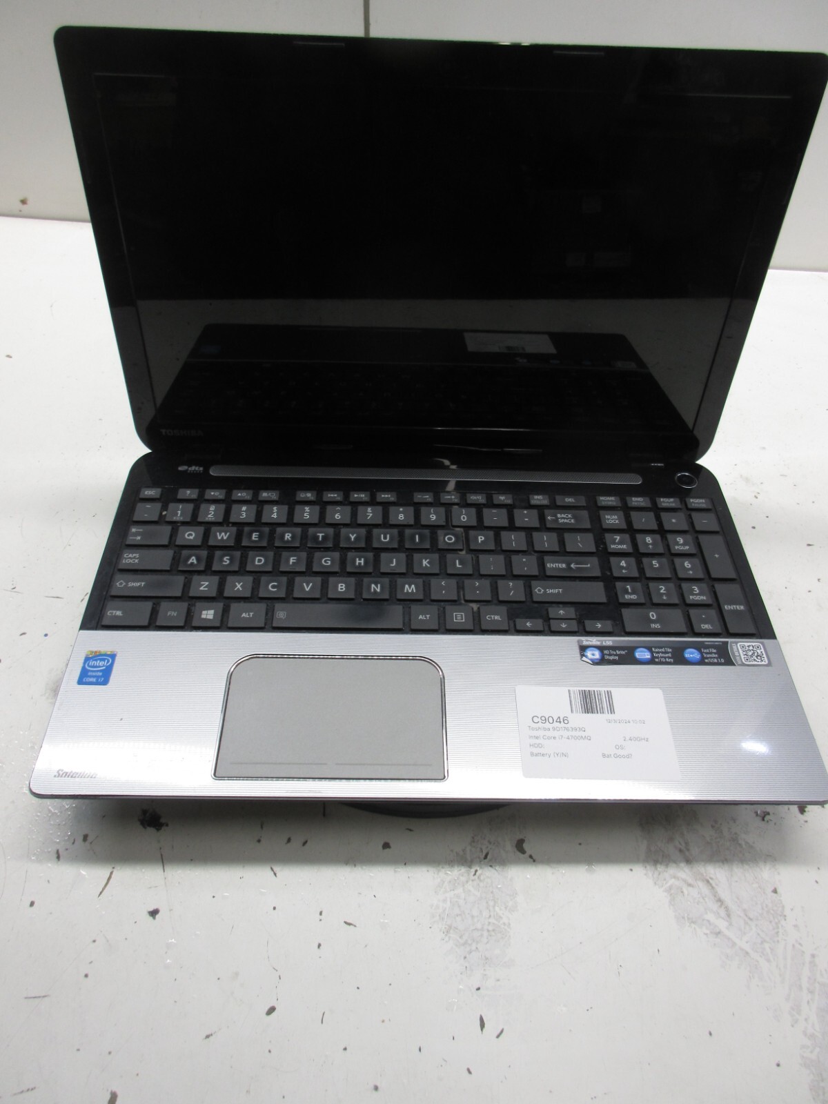 Toshiba Satellite L55-A5299 Intel Core i7-4700MQ 2.40GHz NO HDD No Batt