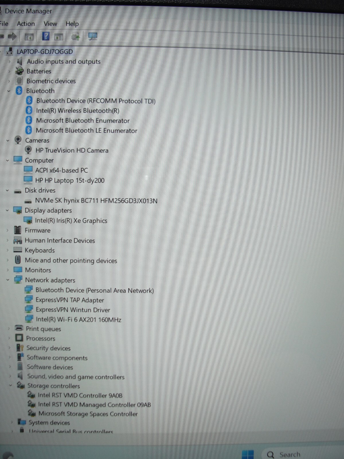 HP 15t-DY200 15.6”FHD TOUCH Intel Core i7-1165G7 2.8GHz 16GB 256GB SSD +Charger