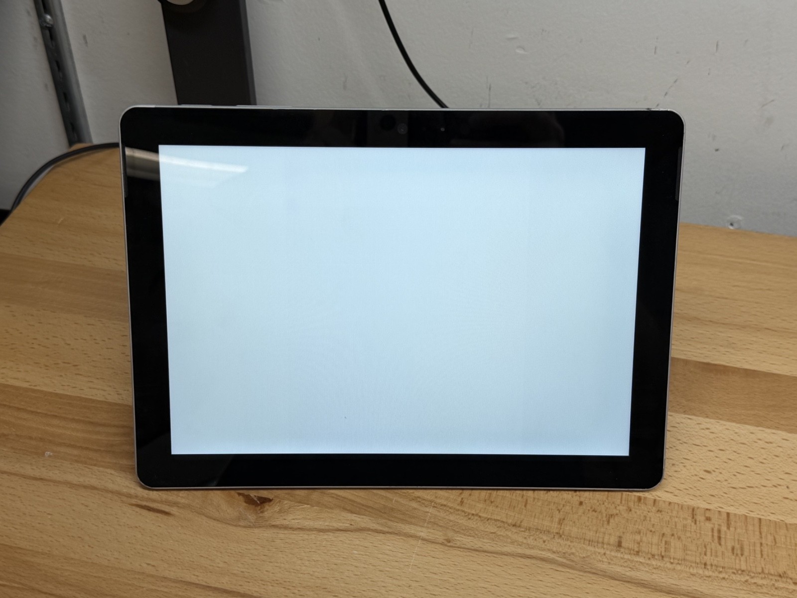Microsoft Surface Go 1st Gen 1824 10″ – READ, PARTS/REPAIR, NO BOOT