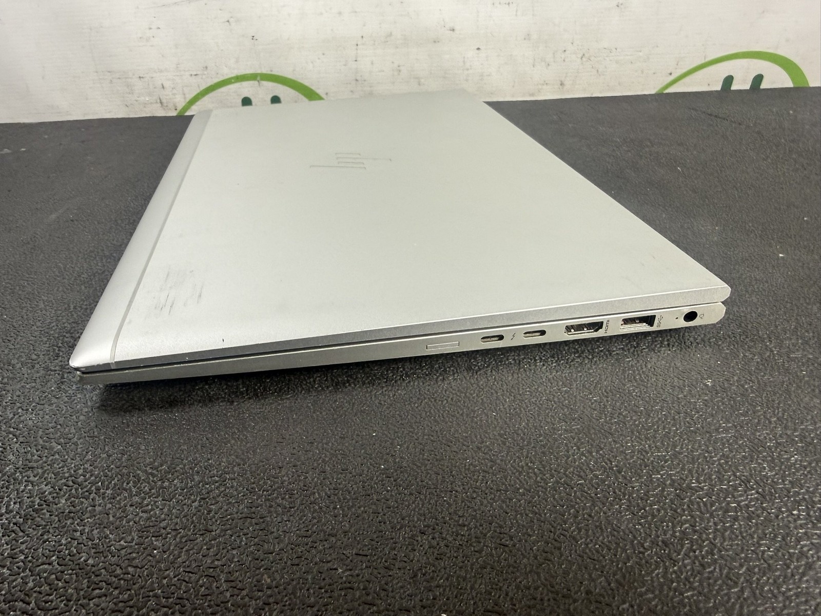 HP EliteBook 850 G8 i7-1165G7 2.8GHz 4GB DDR4 NO SSD NO BATTERY – READ