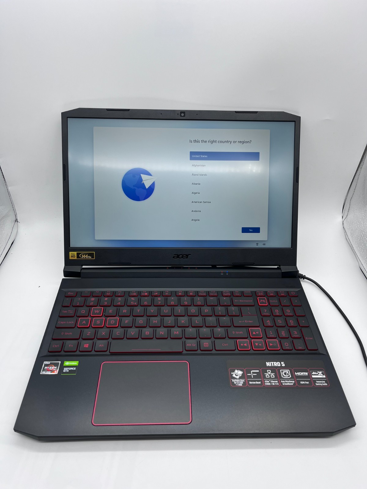 Acer Nitro 5 15.6″ Gaming Laptop Ryzen 5 4600H GTX 1650 8GB 256GB SSD Win11