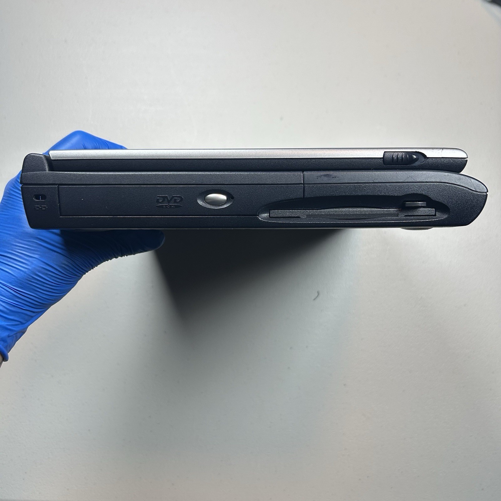 Compaq Presario Laptop CM2100 12XL401 1456VQL1Q-2 Parts Only 1200 Series READ