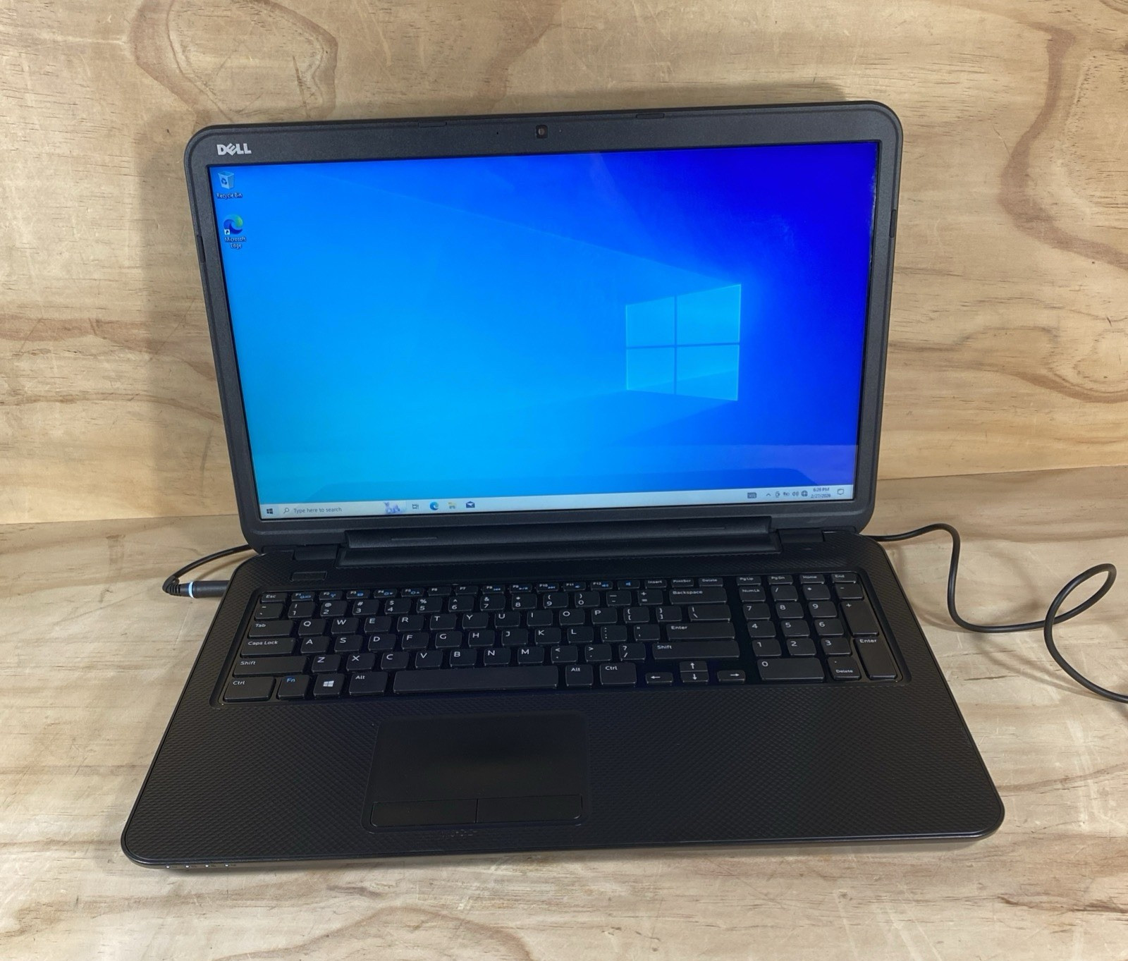 Dell Inspiron 3721 Intel i5-3337U 1.8GHz 6 GB /750 Gb Hdd/Win 10 Home/bad Batt
