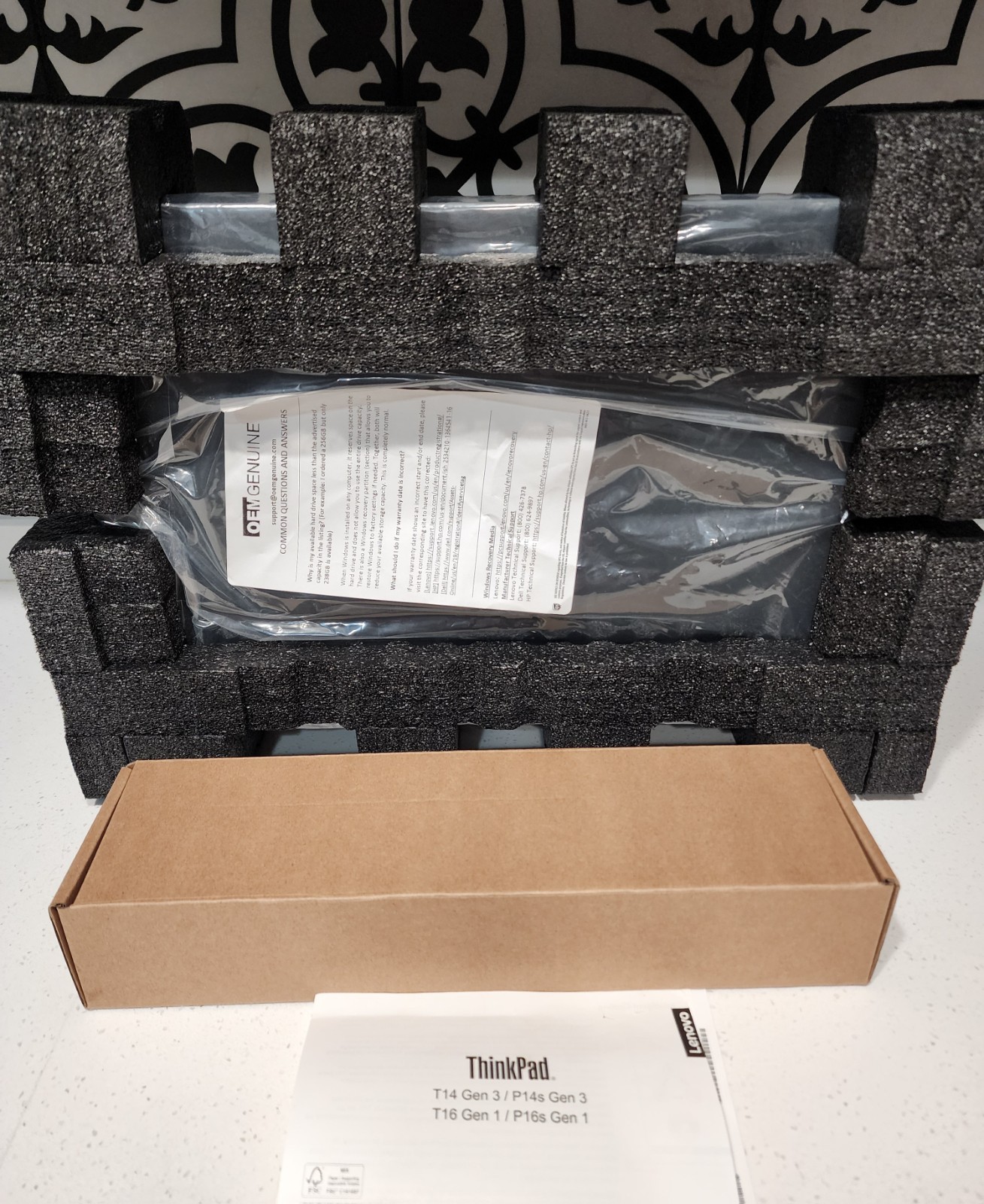 Lenovo ThinkPad X13 – 16″, Intel Core i7 vPro 12, 32GB RAM, 1 TB SSD NEW INSTALL