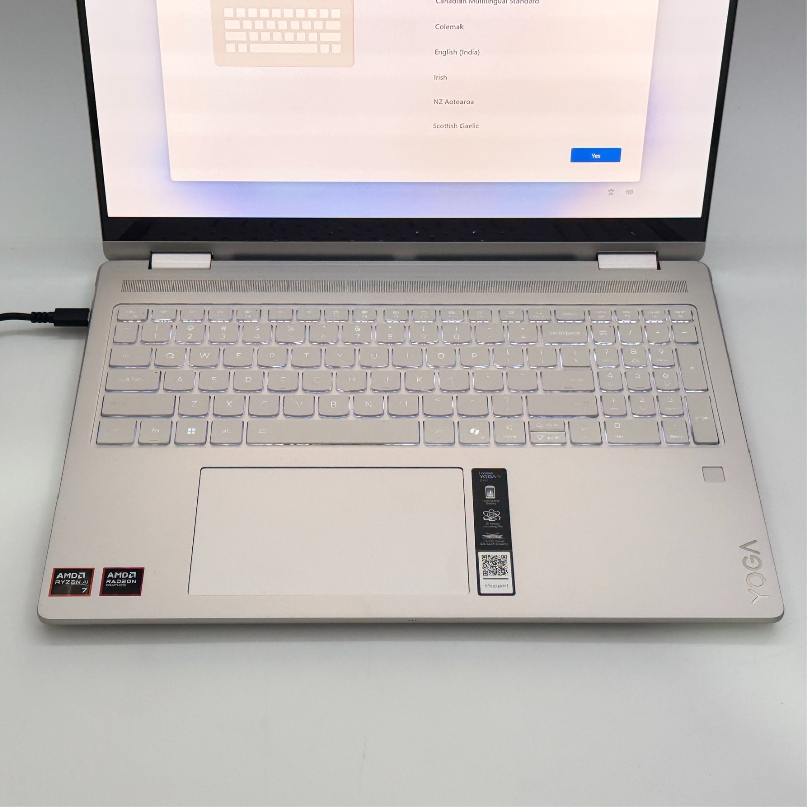 Lenovo Yoga 7a 16″ 2K OLED Touch Ryzen AI 7 24GB 512GB Copilot+ PC Laptop