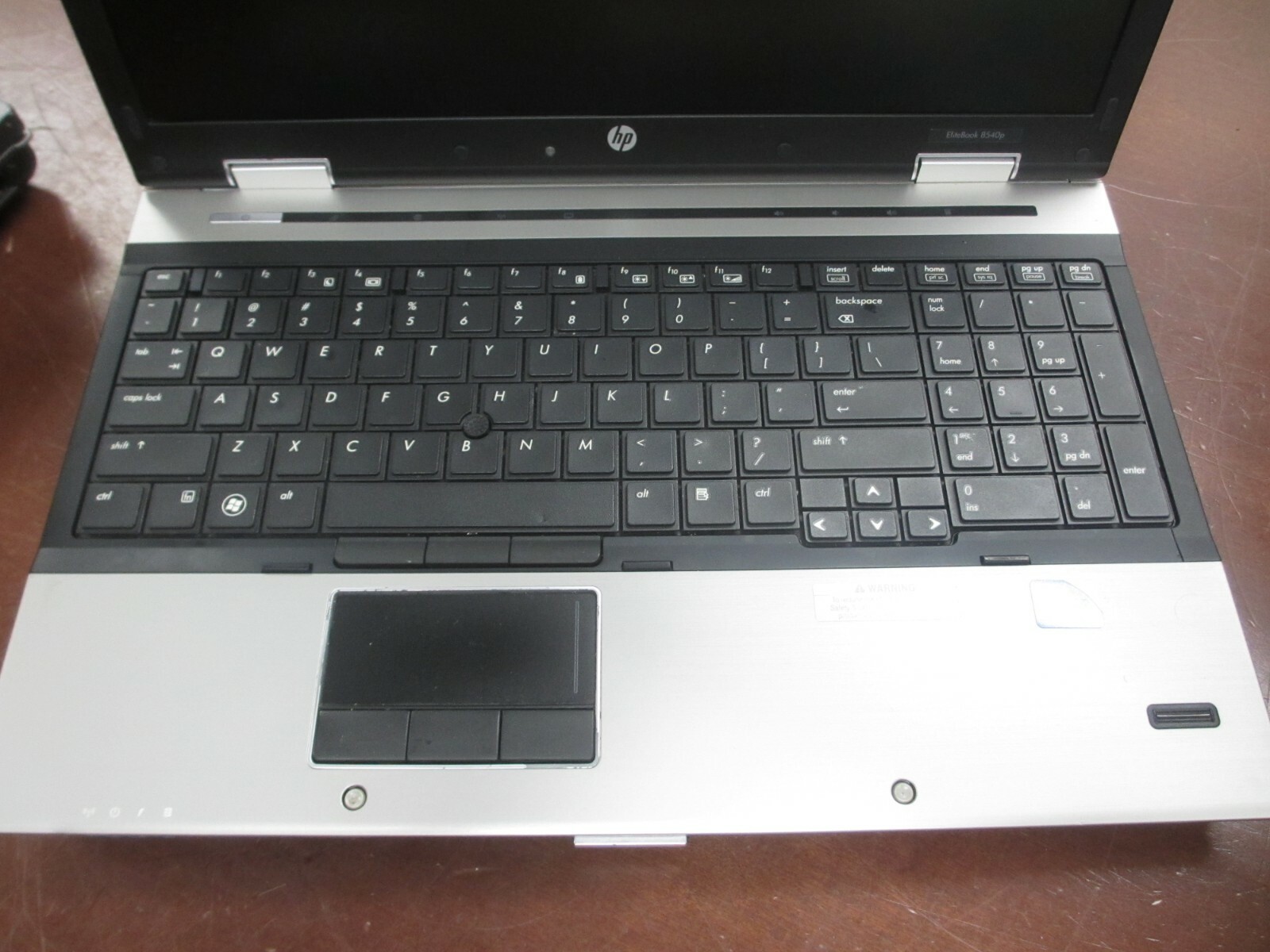 HP ELITEBOOK 8540P i5 M560 2.67GHz 8GB 160GB Laptop w/ AC[NO WEBCAM/OS]*Screen