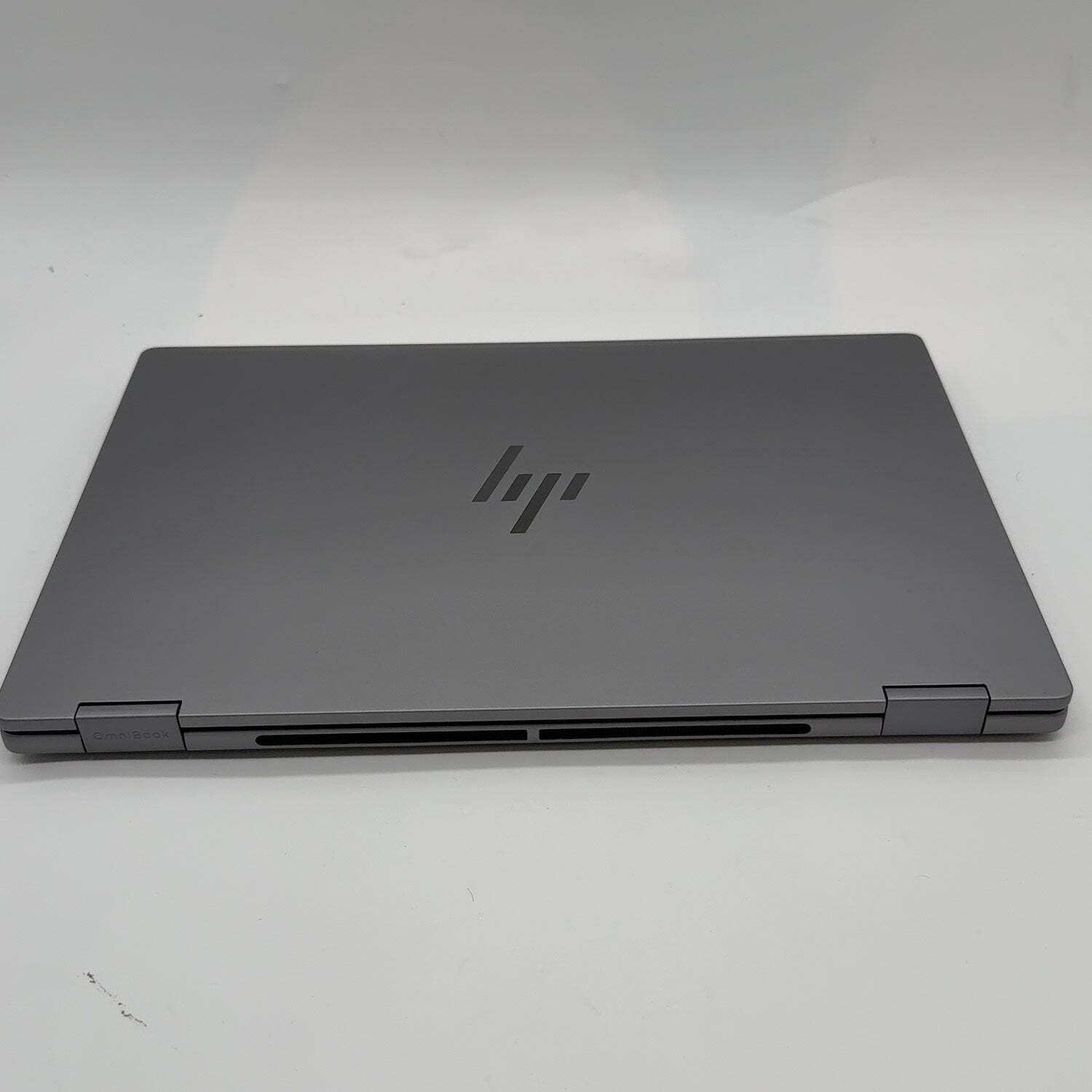 HP OmniBook X 14-FK0013DX 14″ FX-7500 Radeon R7 2.0GHz 16GB RAM 512GB SSD