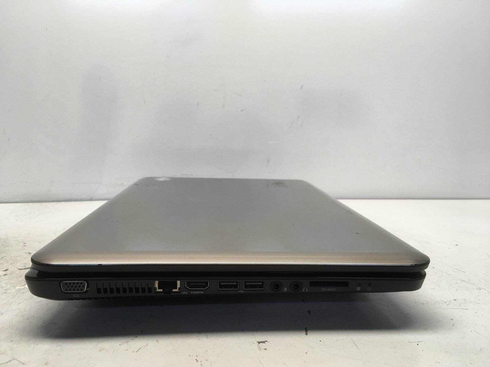 HP Pavilion G7-1167DX AMD Phenom II P960 1800MHz 4 GB NO HDD No Batt