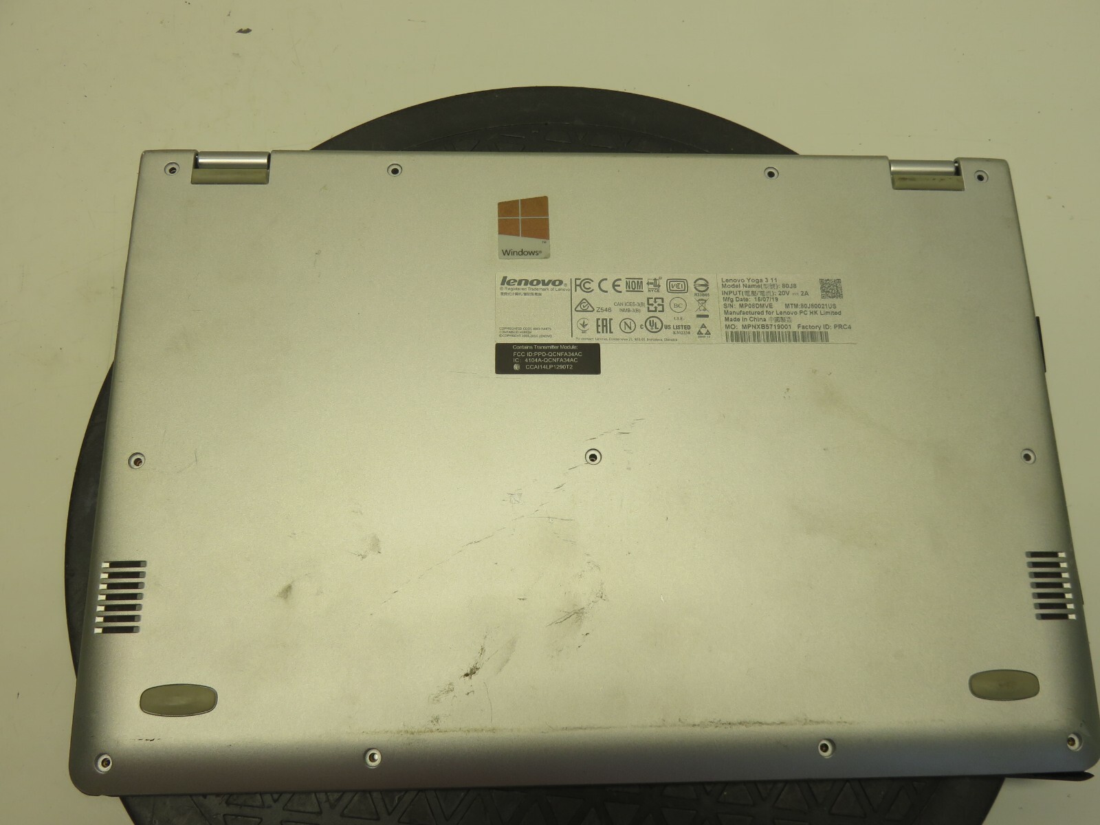 Lenovo Yoga 3-1170 Laptop M-5Y71 8GB Ram No HDD – Parts/Repair