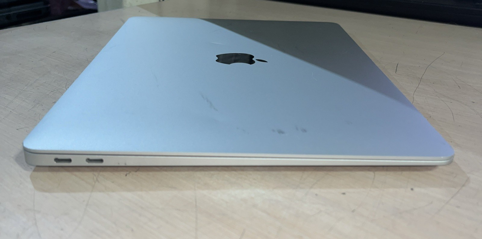 APPLE MACBOOK AIR 13″ SCISSOR, 2020 CORE I3-1000NG4 1.1GHZ 8GB RAM 256SSD
