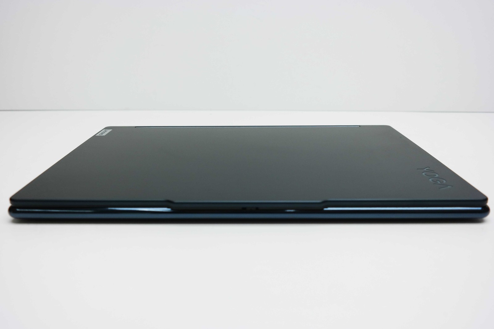 Lenovo Yoga 9i 14″ Core Ultra 7 155H 16GB 1TB SSD