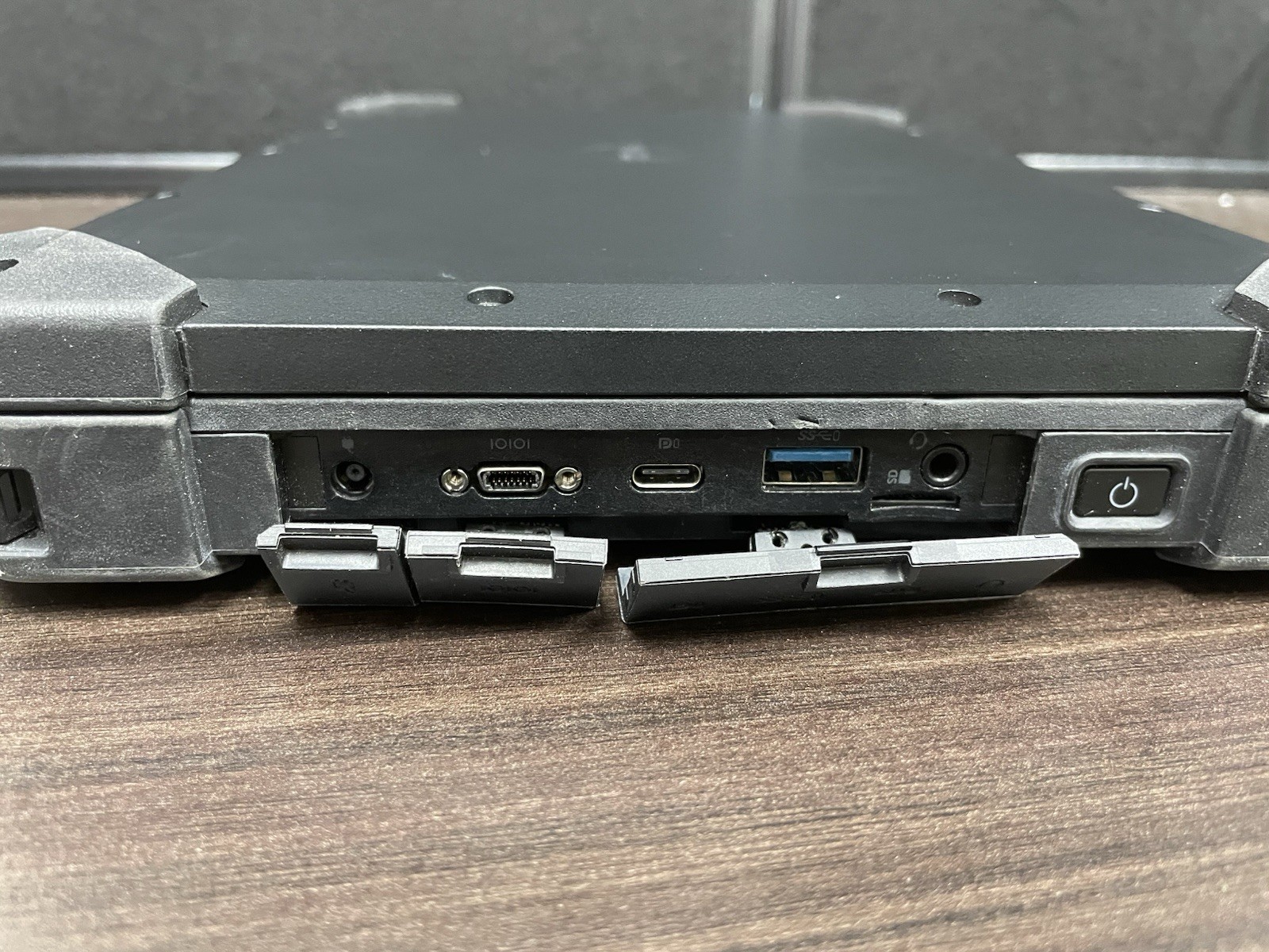 Dell Latitude 7212 Rugged Extreme Tablet i5-7300U 8GB RAM 256GB SSD