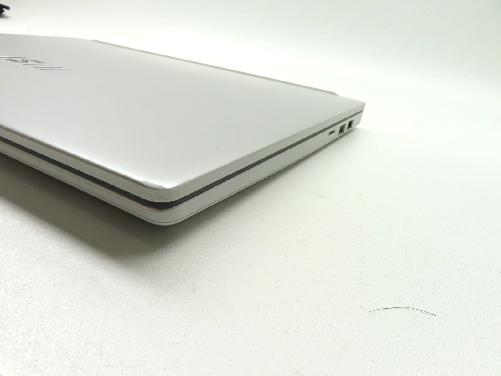 MSI Modern 14 C12M 14” Intel Core i5-1235U 1.3GHz 16GB RAM 512GB SSD