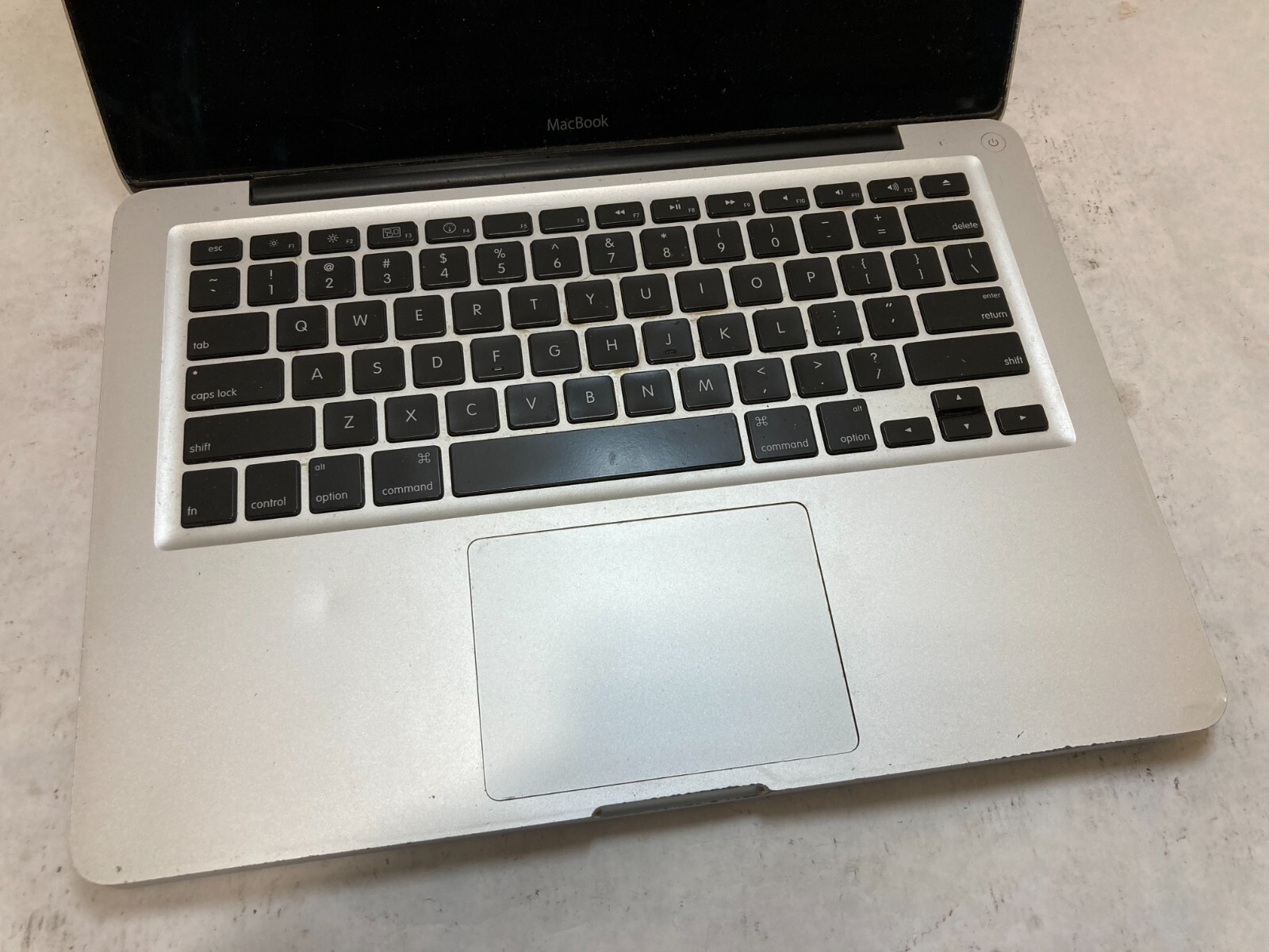 MacBook Pro 5,1 Late 2008 Laptop 13″ Intel Core 2 Duo 2.0GHz WON’T TURN ON -PP