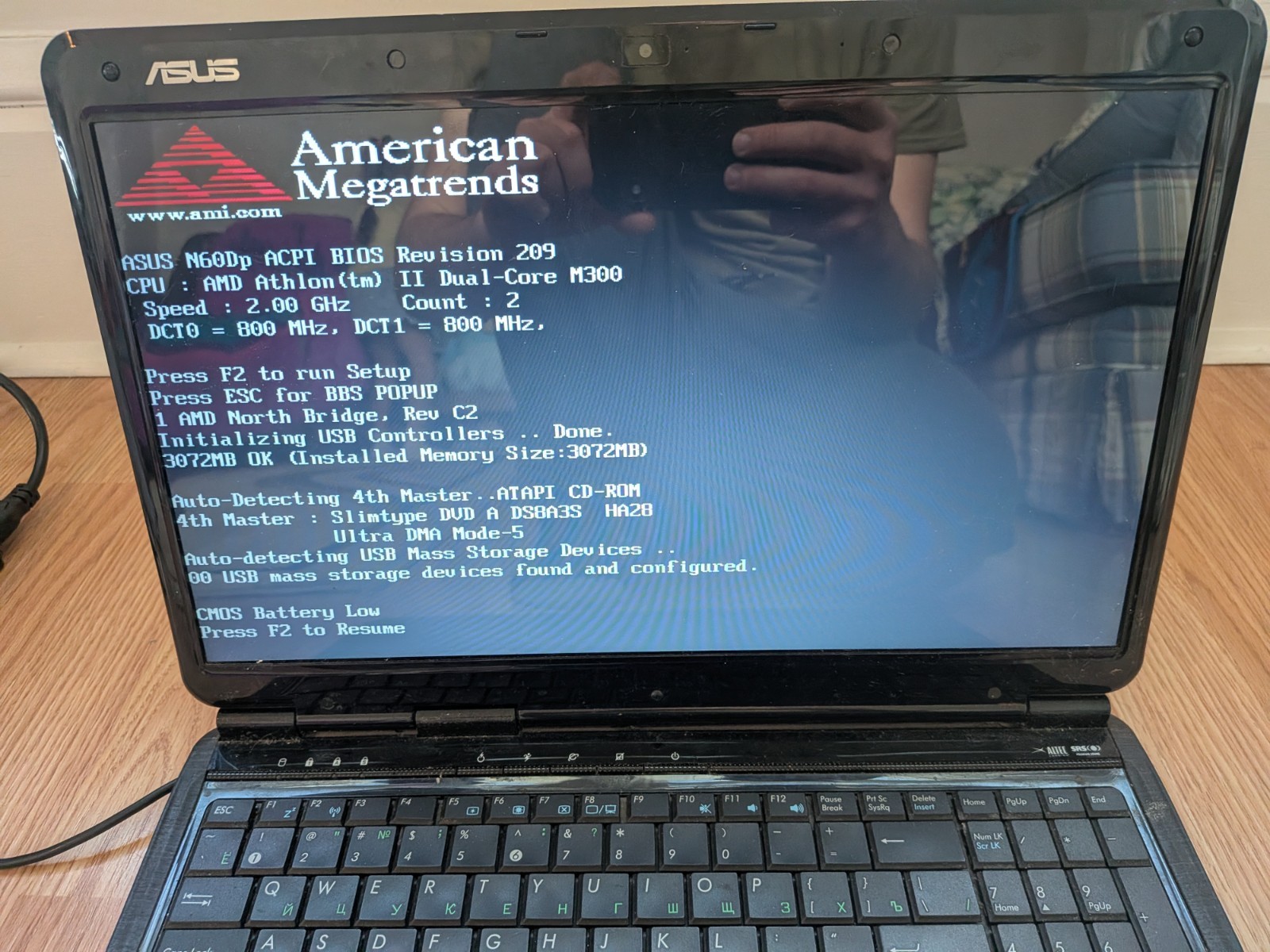 ASUS N60Dp 16in Laptop AMD Athlon II M300 2.00GHz 4GB Black w/Charger