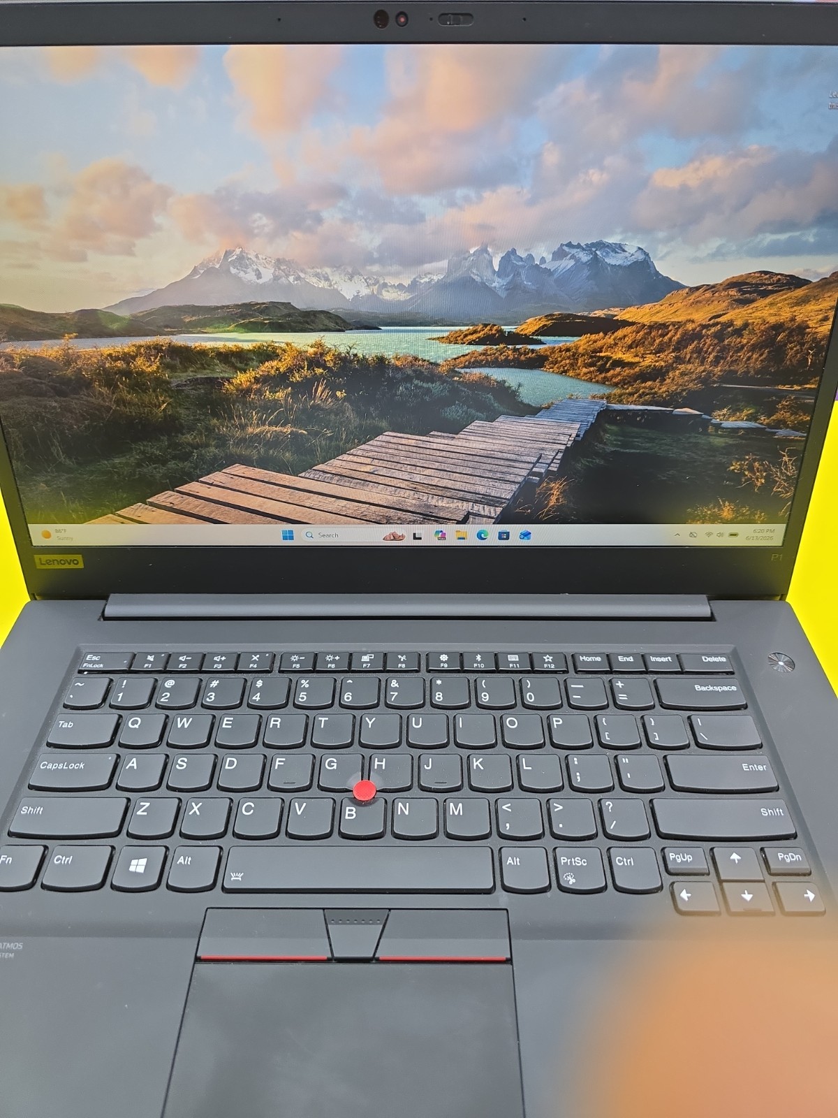 Lenovo ThinkPad P1 2nd Gen 15.6 inch 32GB 256GB HD Intel Core i7 9th Gen 2.60GHz