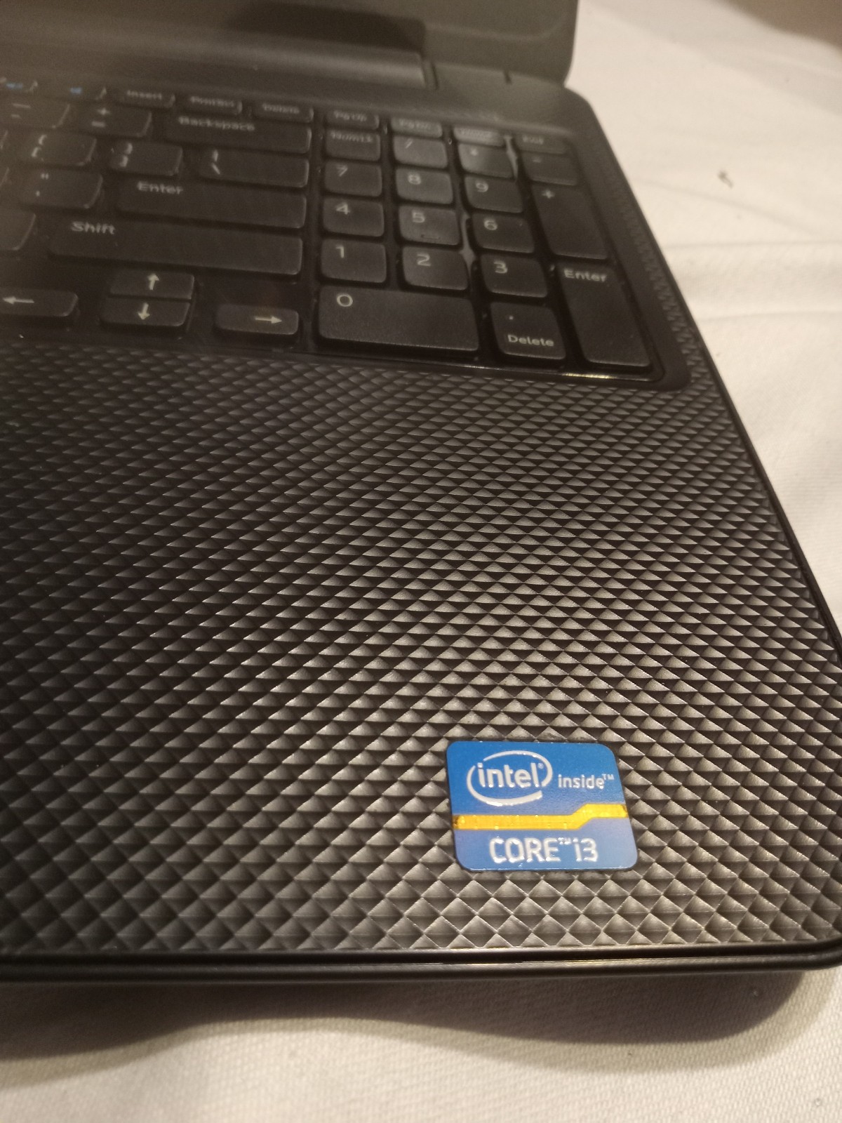 Dell Inspiron 15-3567 15.6″ i3-4010U DDR3 FOR REPAIR