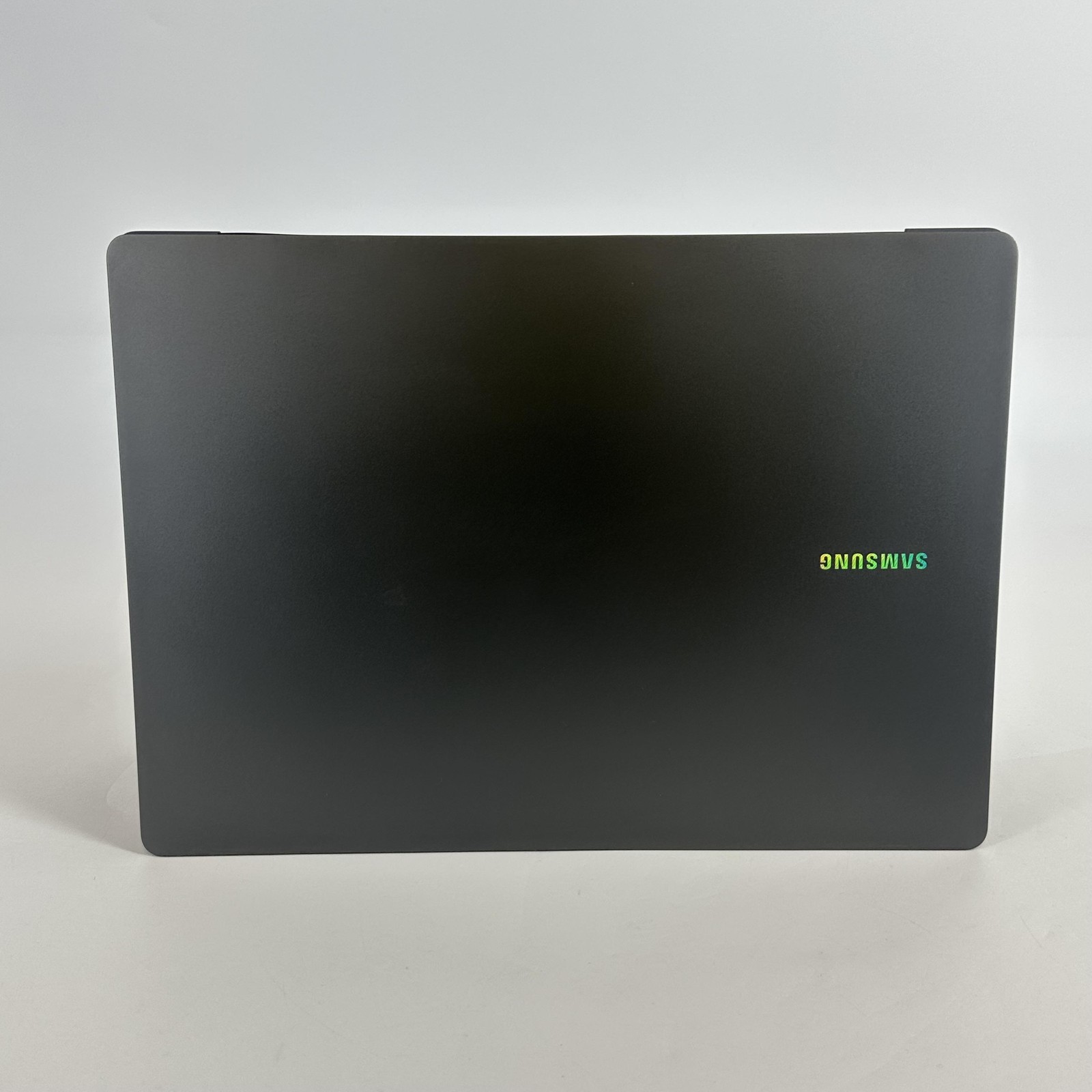 Samsung Galaxy Book5 Pro 14 QHD+ TOUCH Ultra 7 256V 16GB 512GB CRACKED SCREEN