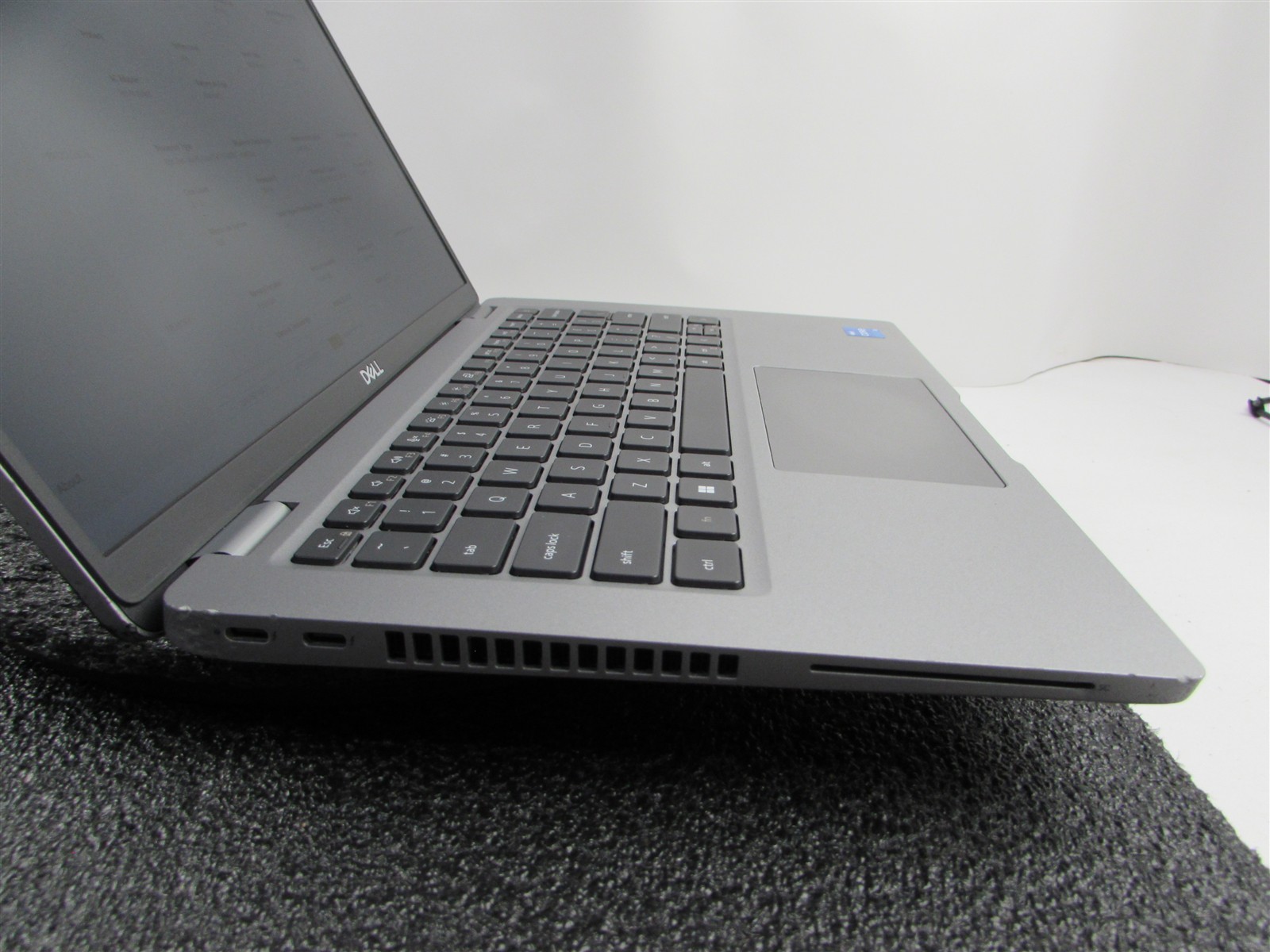 DELL LATITUDE 5430 1920X1080 FHD CORE I5-1245U 512GB SSD 16GB RAM NO O.S