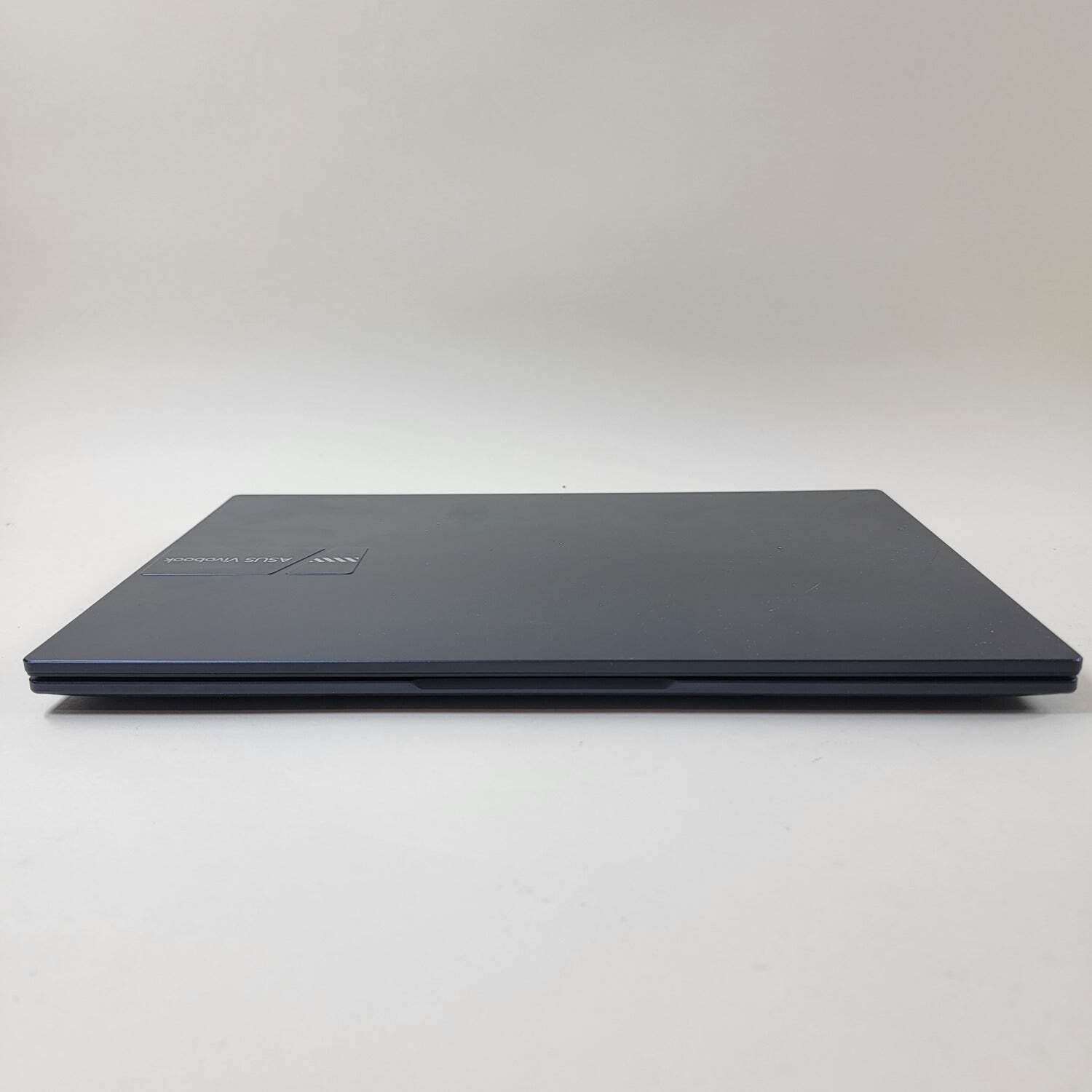 Asus Vivobook 14 X1404V 14″ Core 5 120U 1.4GHz 8GB RAM 256GB SSD