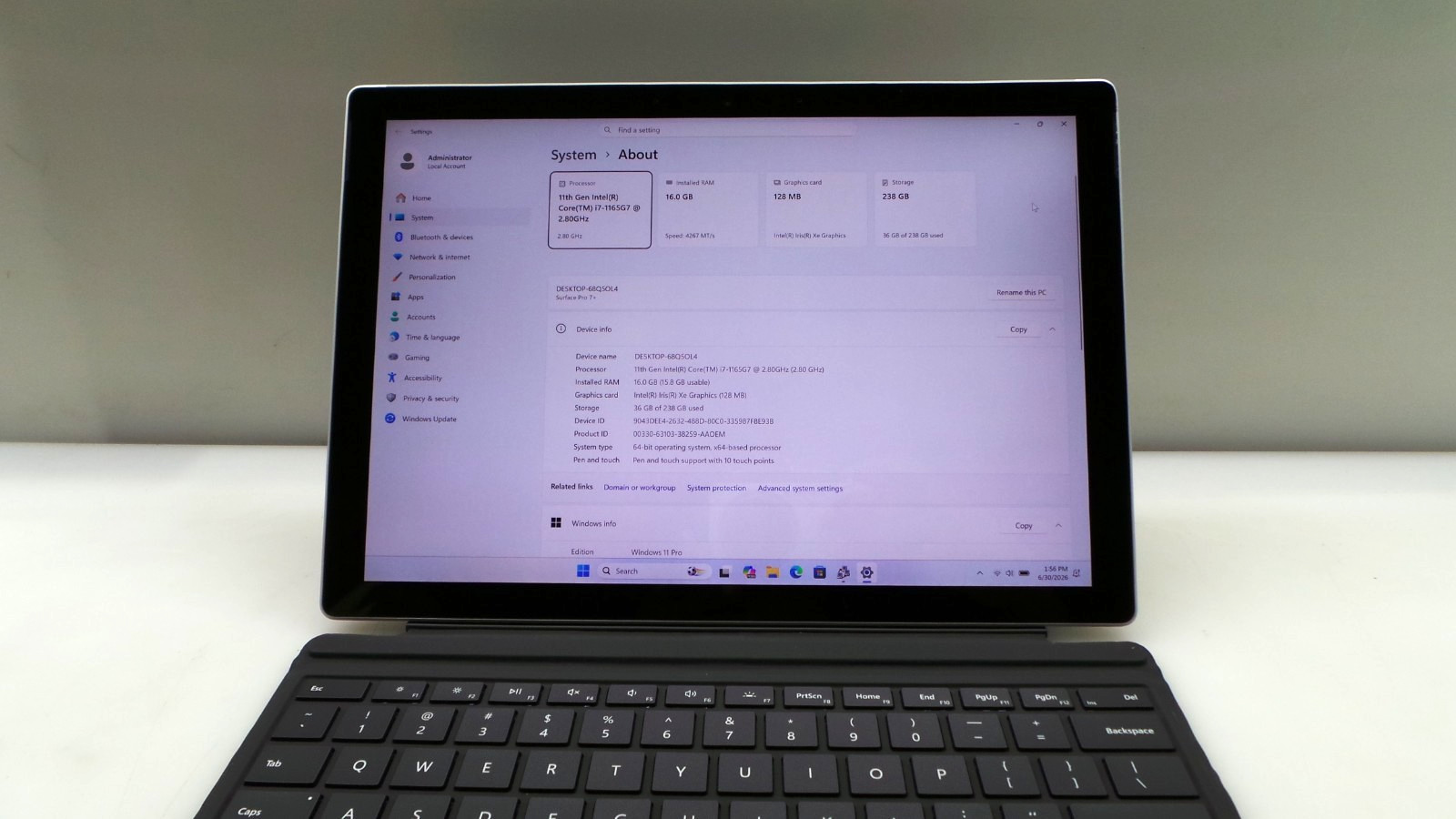 Microsoft Surface Pro 7+ 12.3″ i7-1165G7 2.80GHz 16GB RAM 256GB SSD | WIN 11 PRO