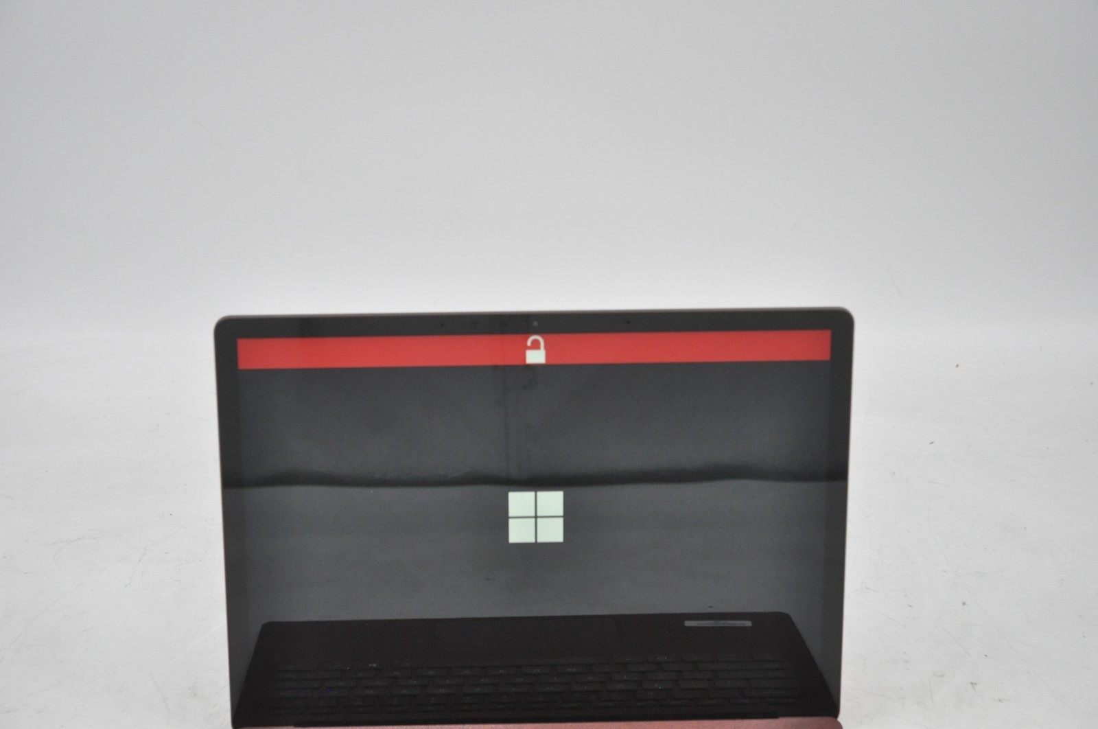 Microsoft Surface Laptop 2 Intel Core i7-8650U 8GB RAM 240GB SSD #1803
