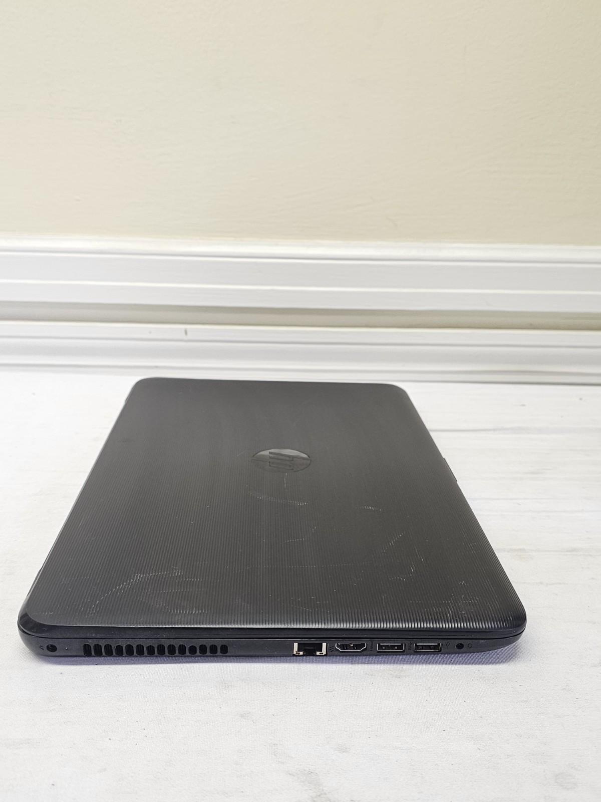 HP Notebook TPN-C126 Laptop – AMD Radeon R5 – 6GB RAM – 1TB HDD SATA – Win 10