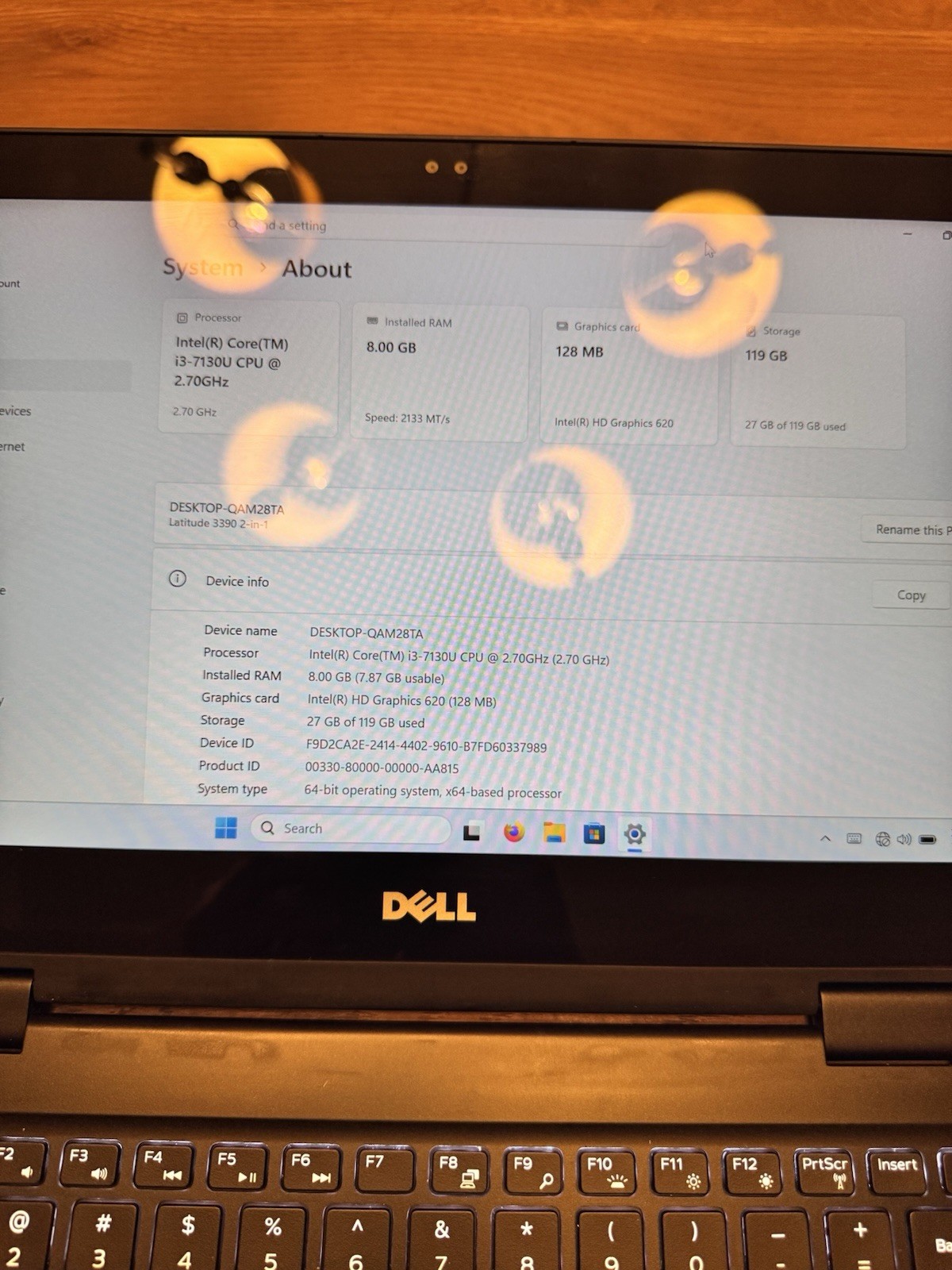 Dell Latitude 3390 13.3″ | i3-7310U @2.7 GHz | 8GB RAM, 128GB SSD, 2-in-1 Touchs