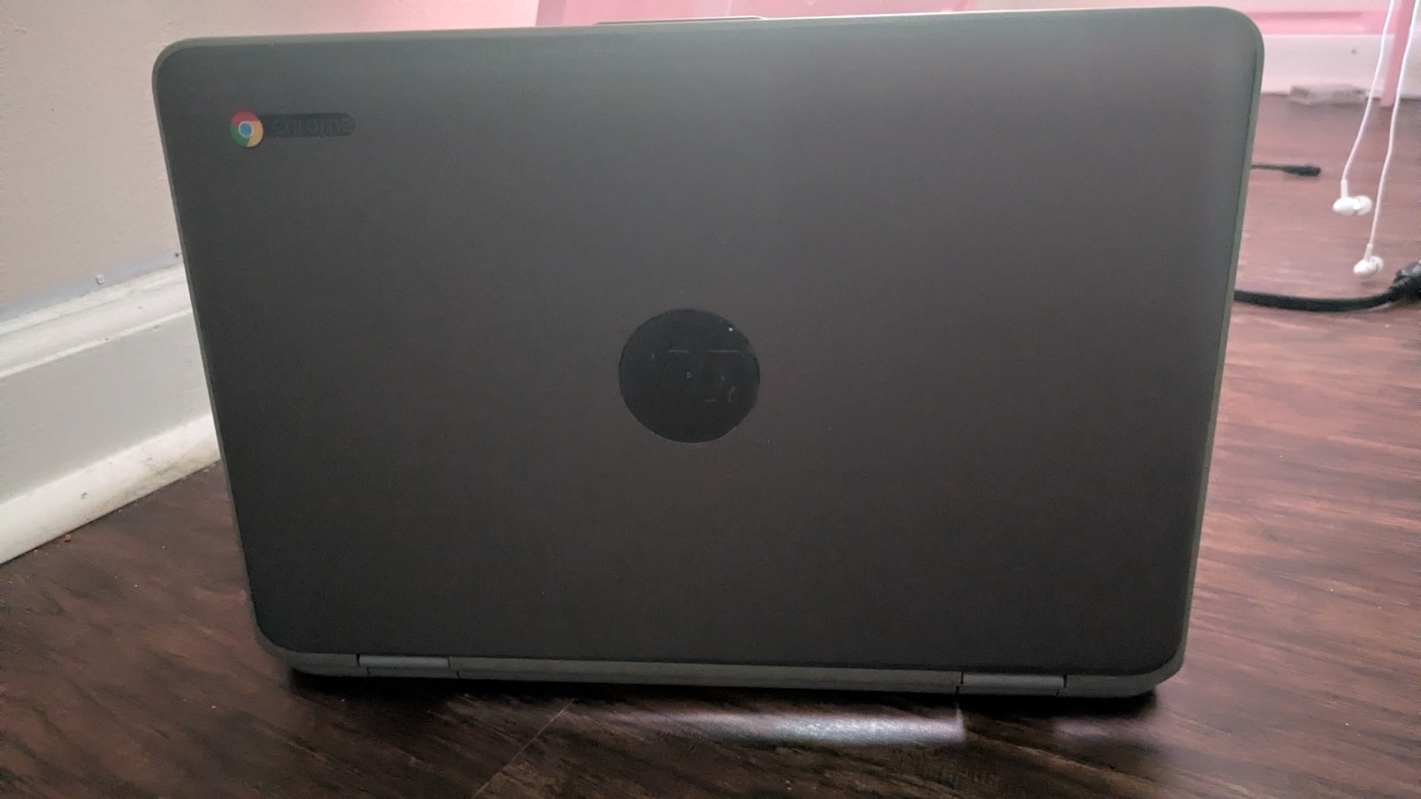 HP Chromebook X360 11 G1 , black TOUCH SCREEN Laptop, bendable like a tablet