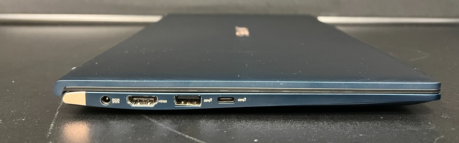 ASUS UX333F Zenbook Laptop Intel Core i7-8565U 16GB RAM 512 GB SSD Royal Blue
