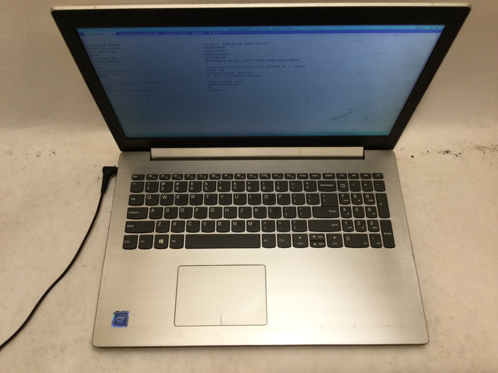 Lenovo IdeaPad L320-15IAP / Intel Celeron N3350 @ 1.10GHz / (MISSING PARTS!) MR